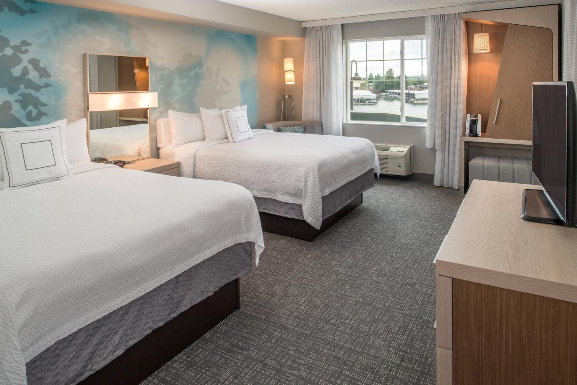 Queen Room Two Queen Beds