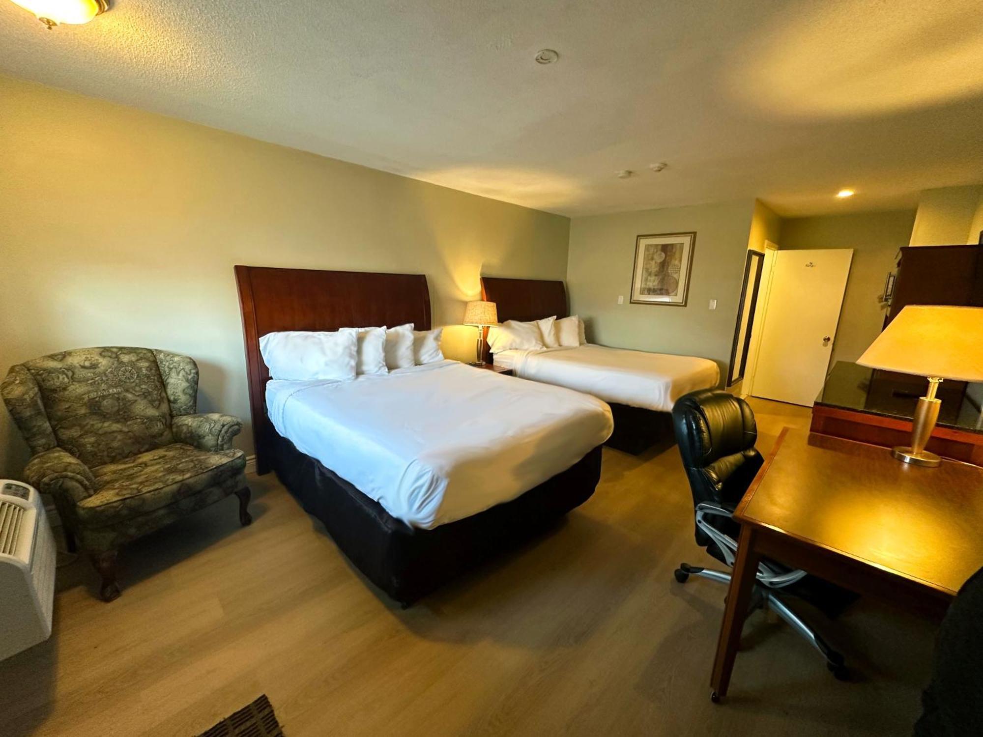 Queen Room