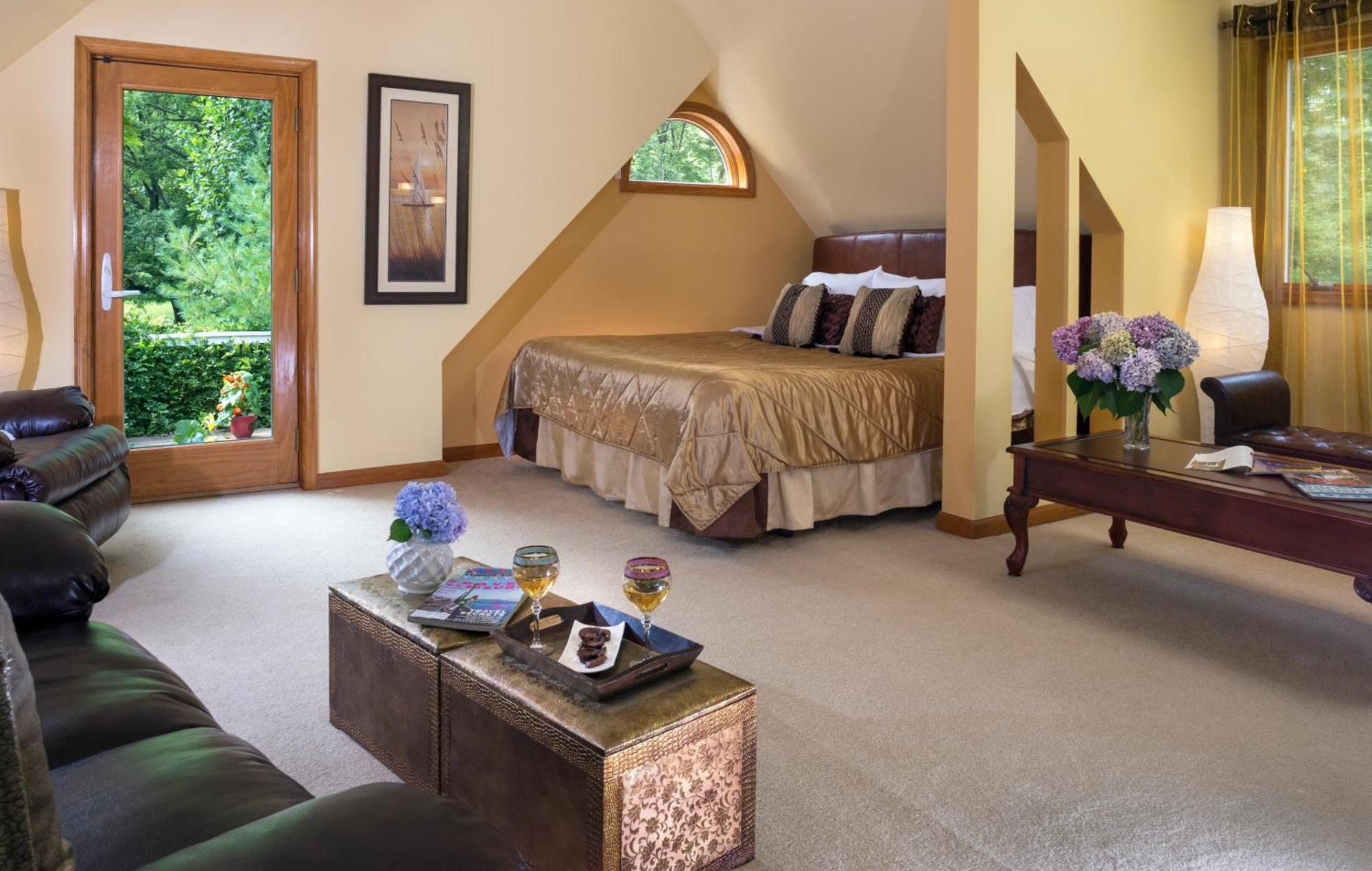 King Room with Balcony