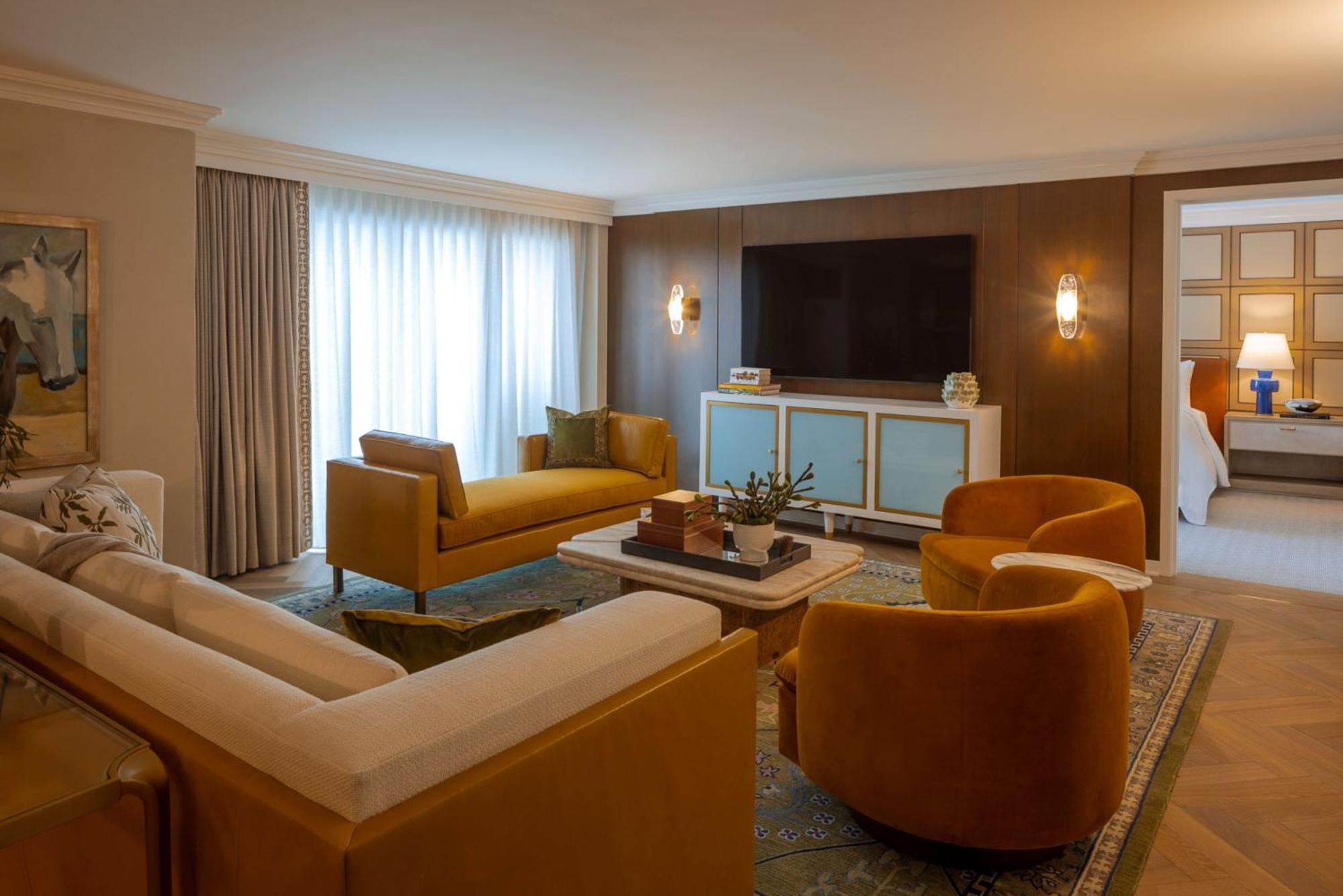 One-Bedroom King Suite Pool View