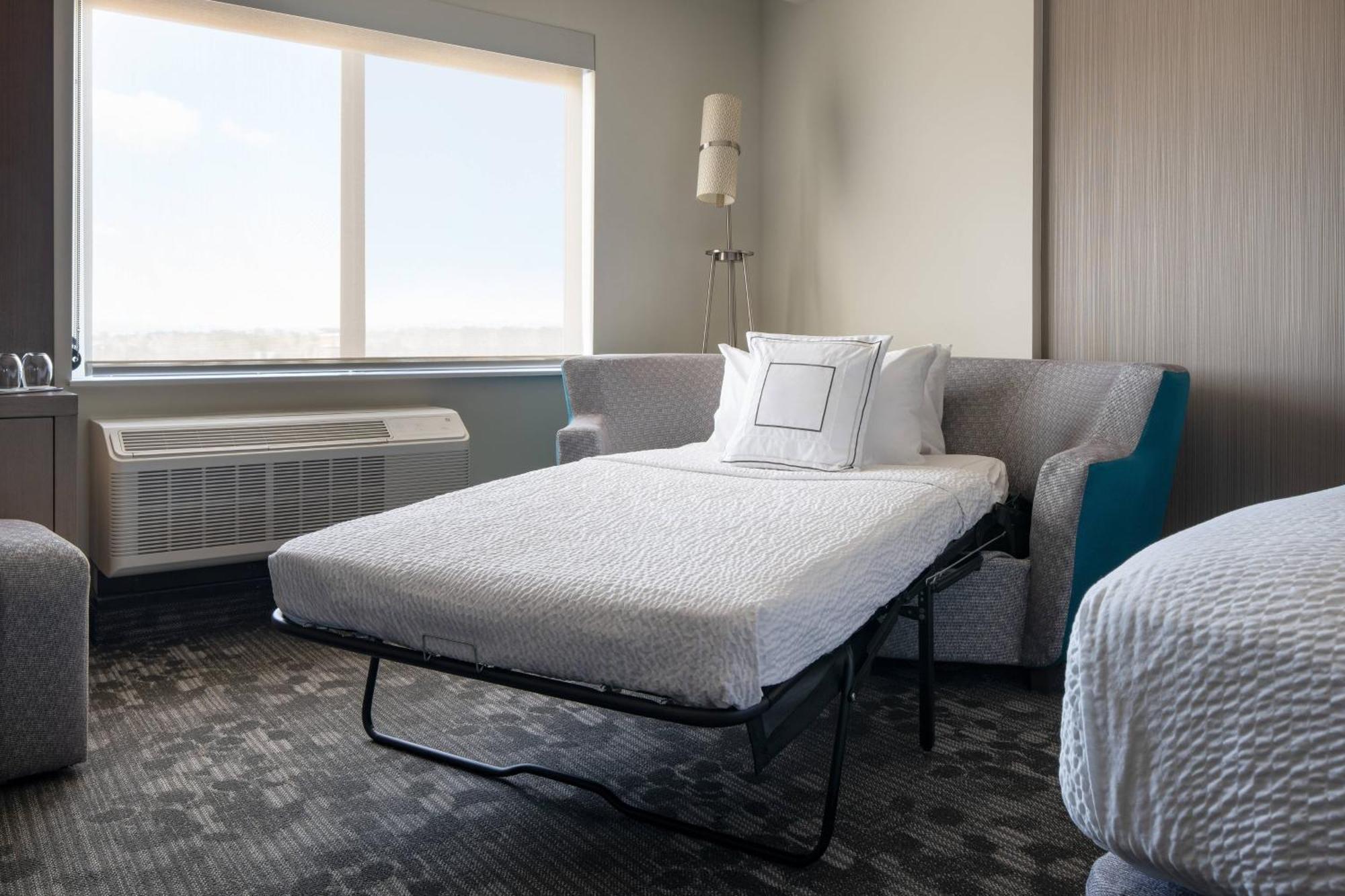 Studio Suite, 2 Queen, Sofa bed