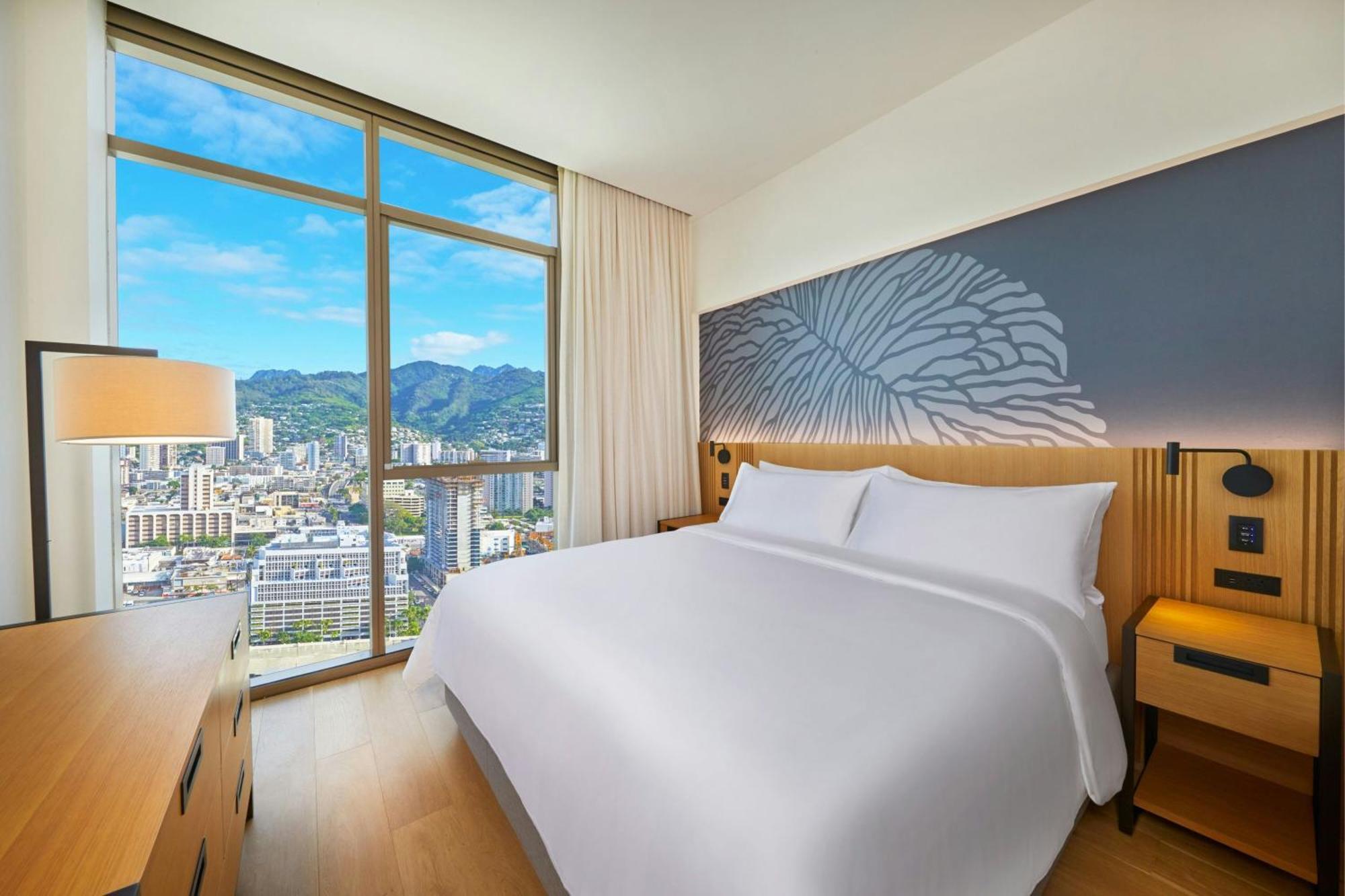 Penthouse King Room Sofa Bed Ocean View