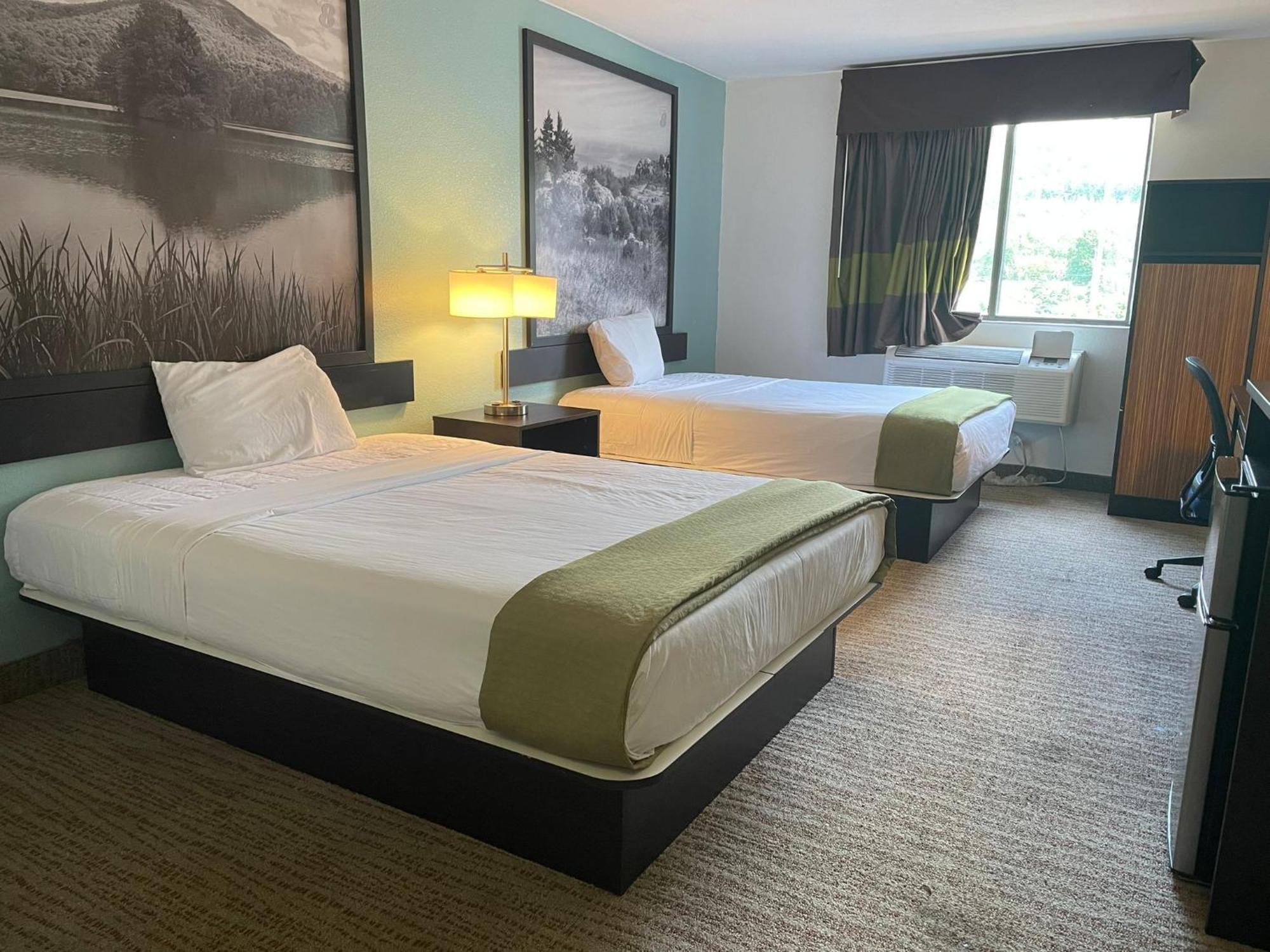 Queen Room Two Queen Beds Non-Smoking