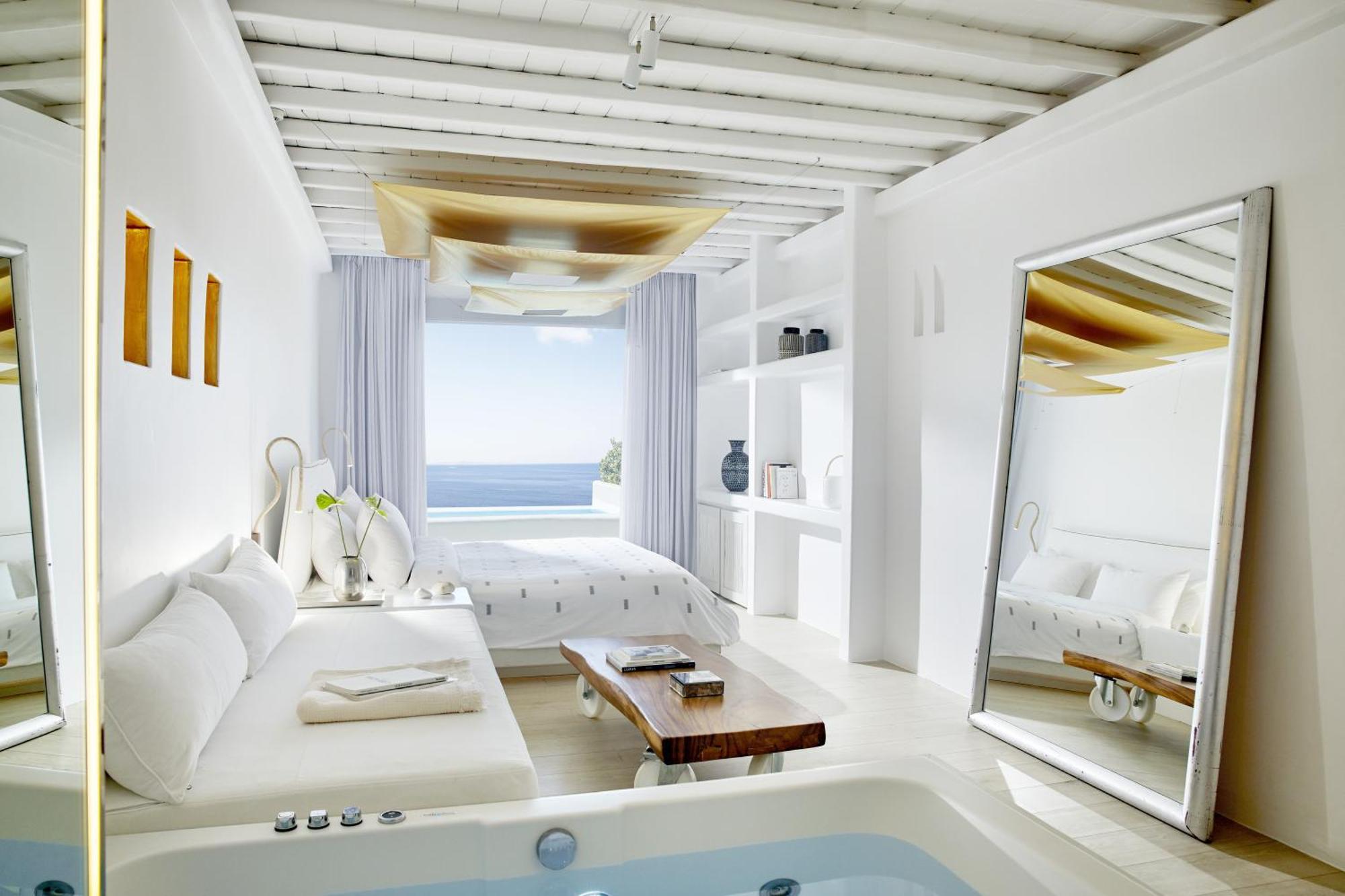 Junior Suite with Pool
