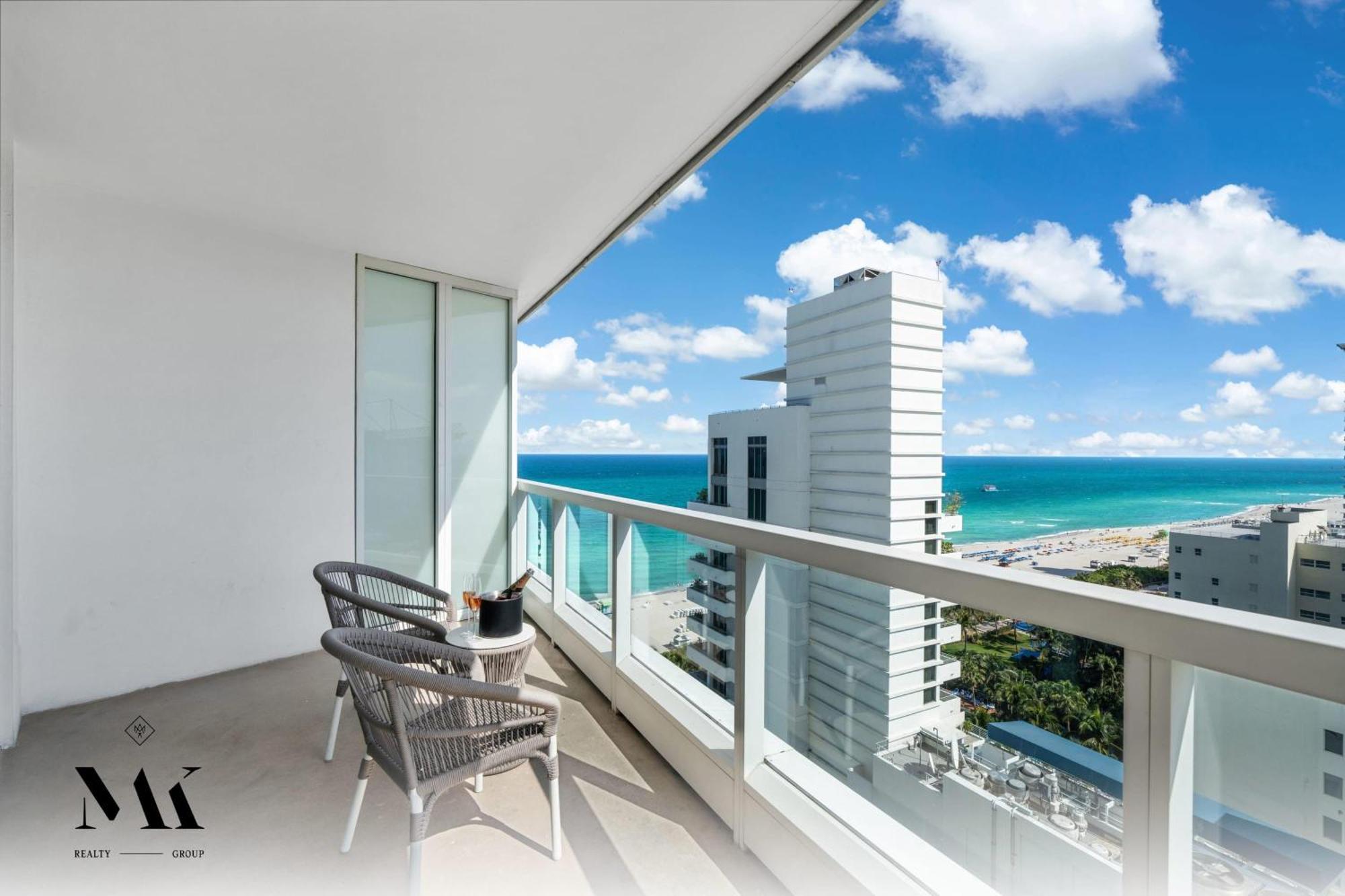 Deluxe Suite with Ocean View