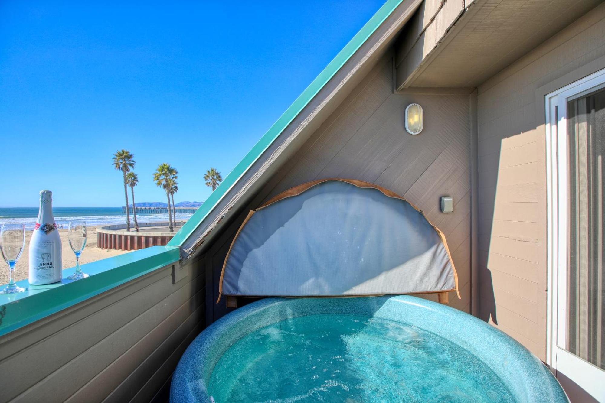 Deluxe King Room Ocean View