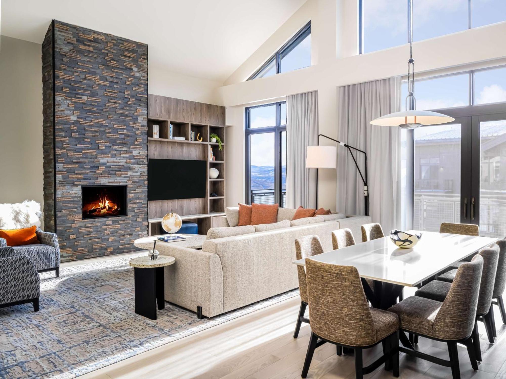 Premium Three-Bedroom Residence with Jordanelle View