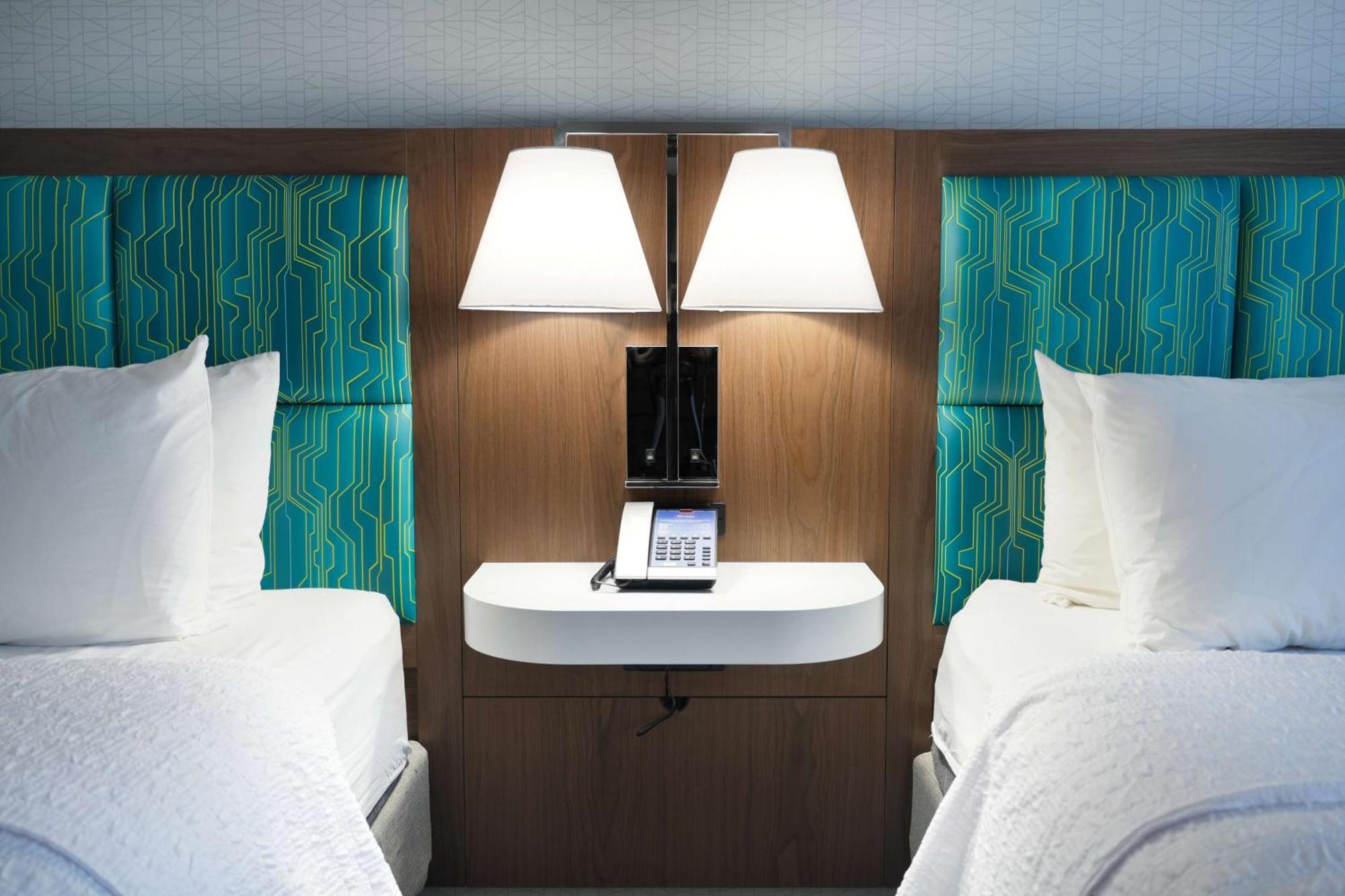 Queen Studio Suite with Two Queen Beds - Non-Smoking