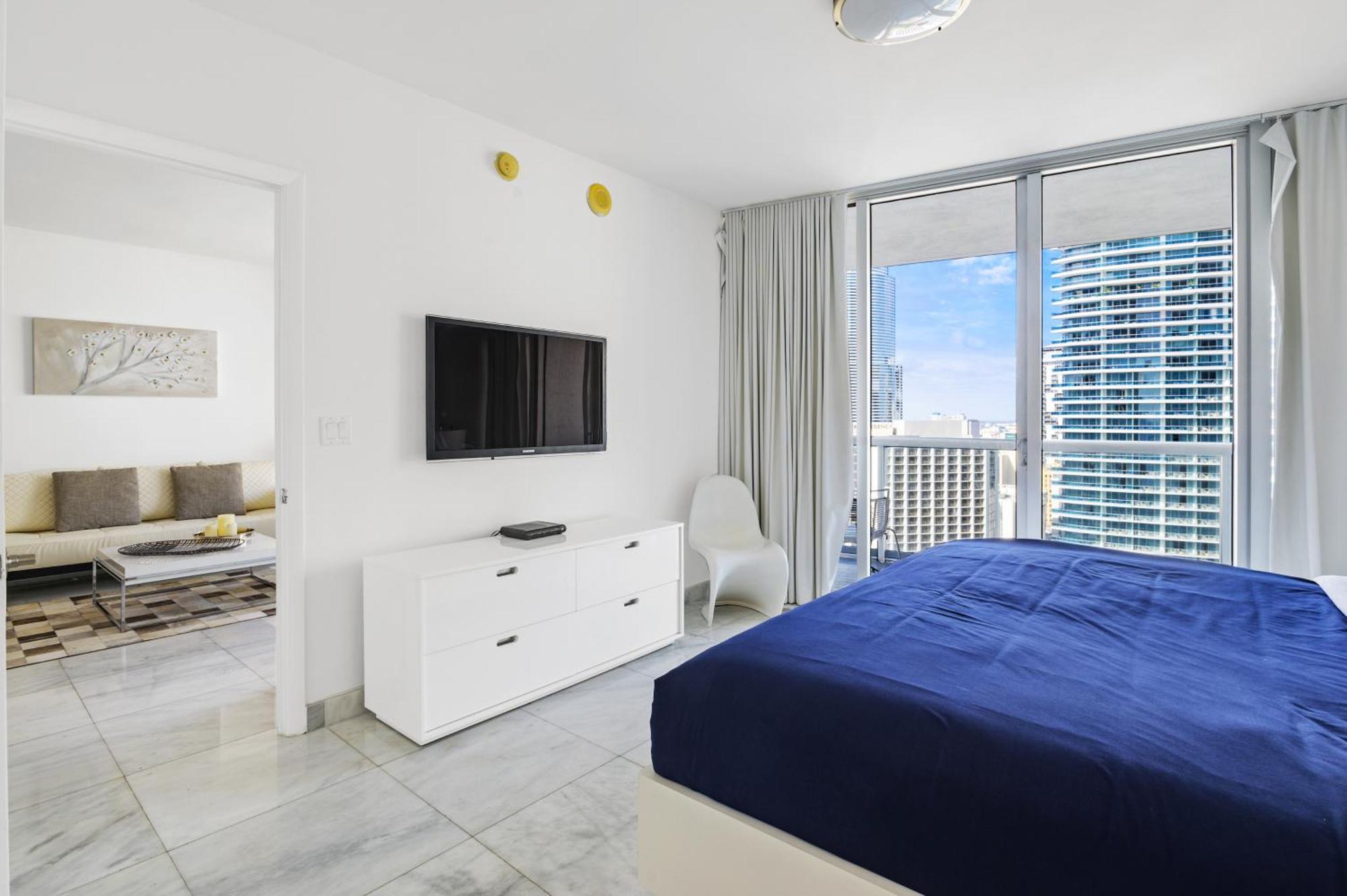 One-Bedroom Apartment Oceanfront