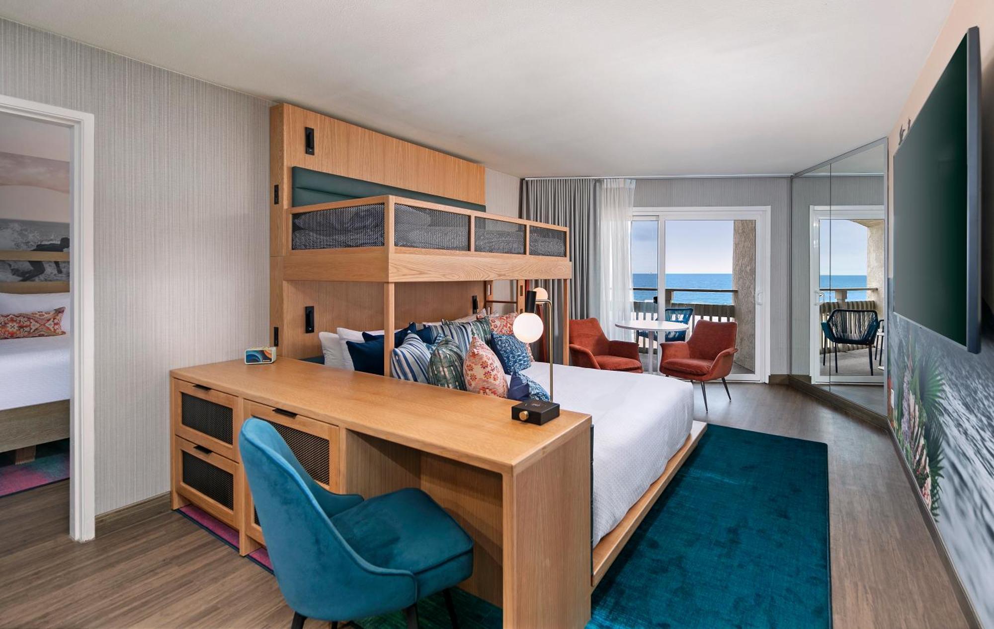 Suite with Sea View