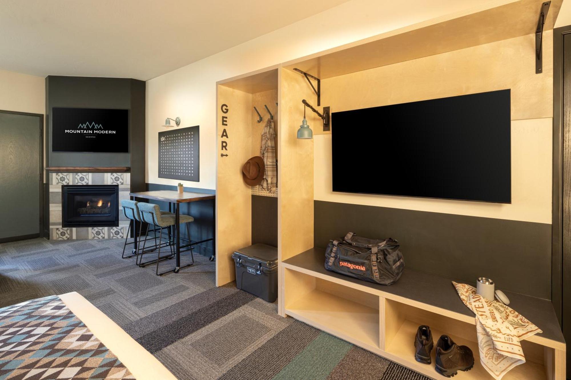 Junior King Suite Seating Area