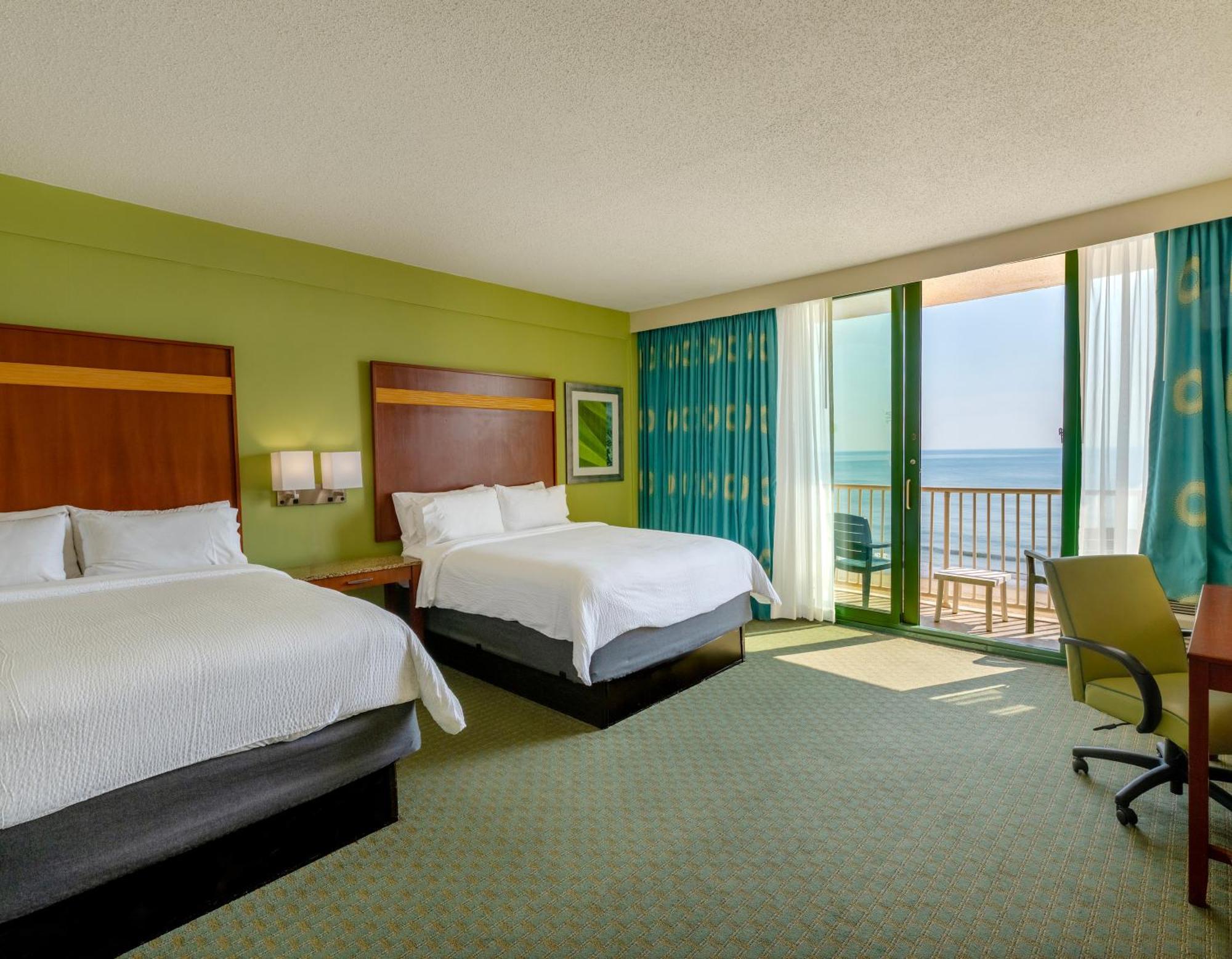 One-Bedroom Queen Suite Sofa Bed Oceanfront