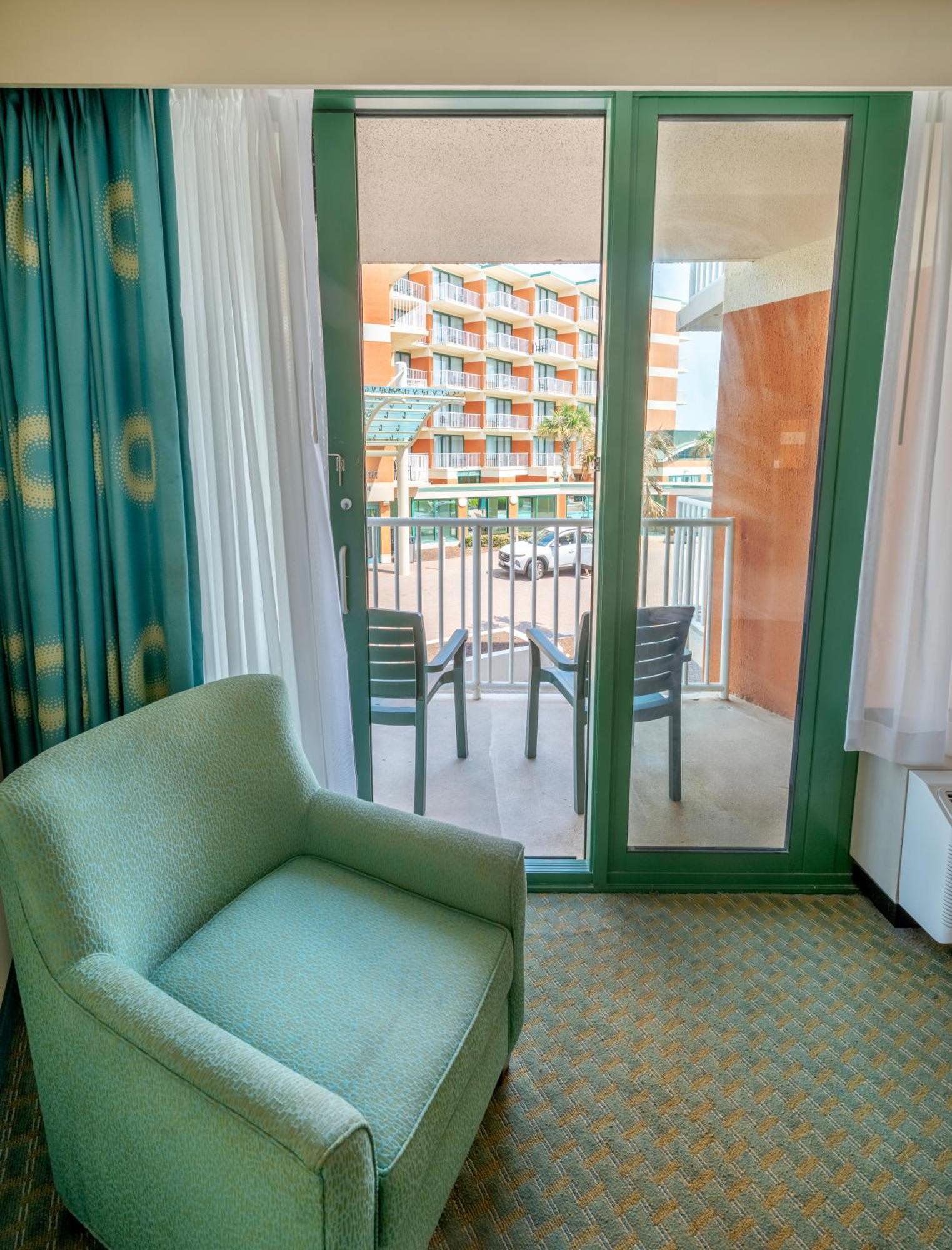 Superior King Room Sea View Non-Smoking