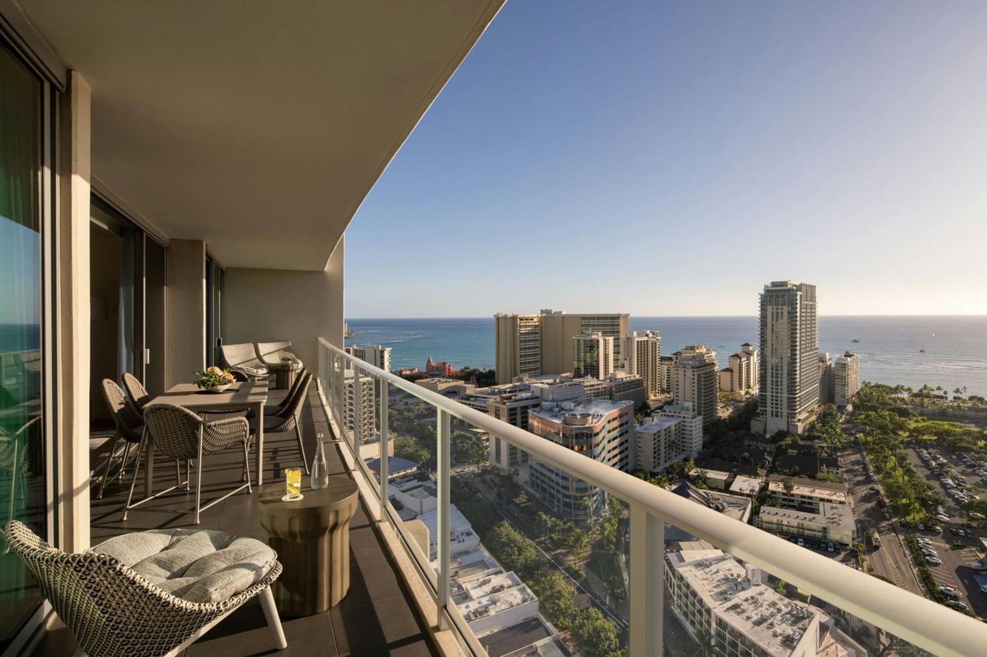 Premier Three-Bedroom Suite Ocean View