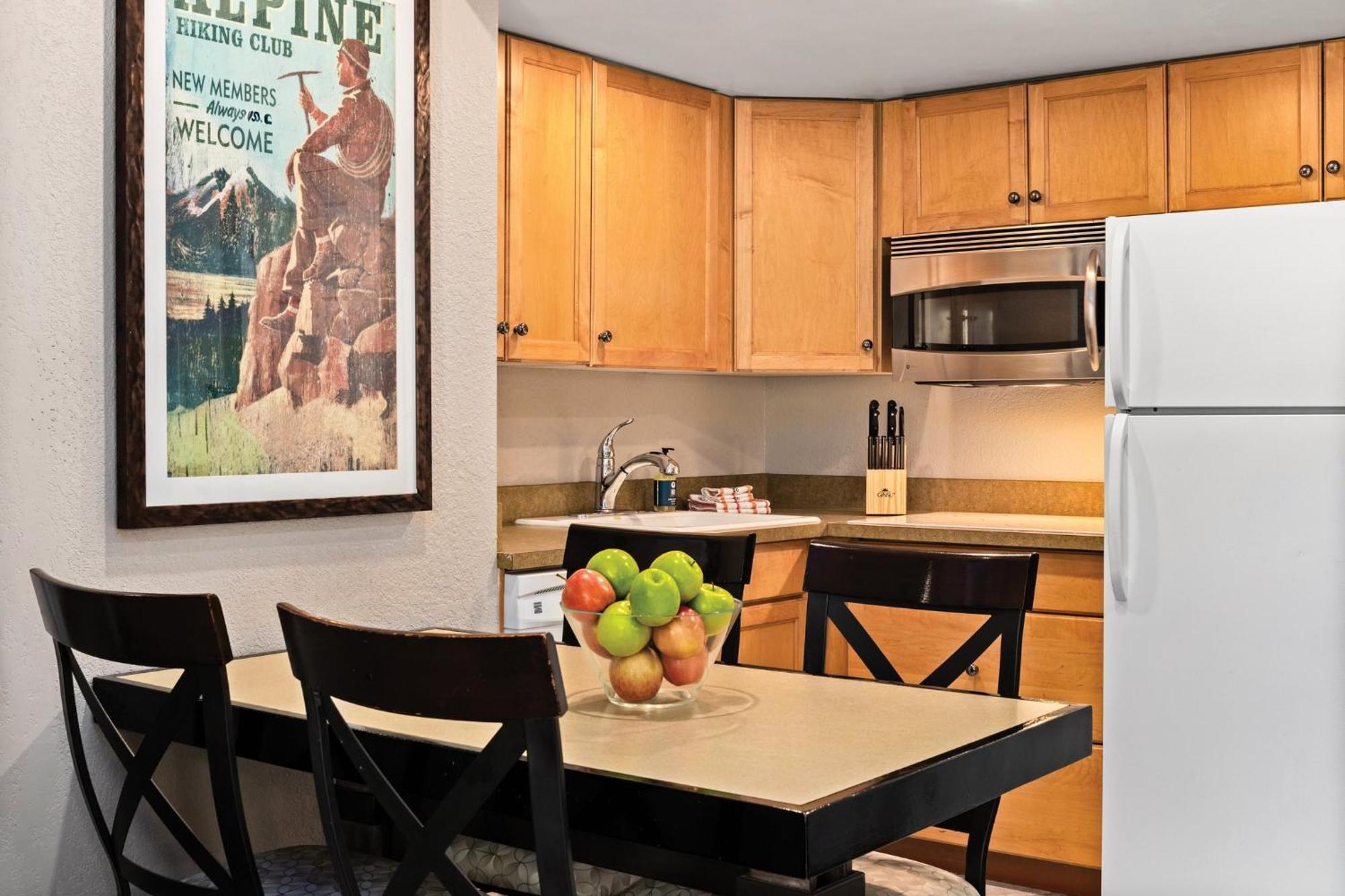 Studio Apartment