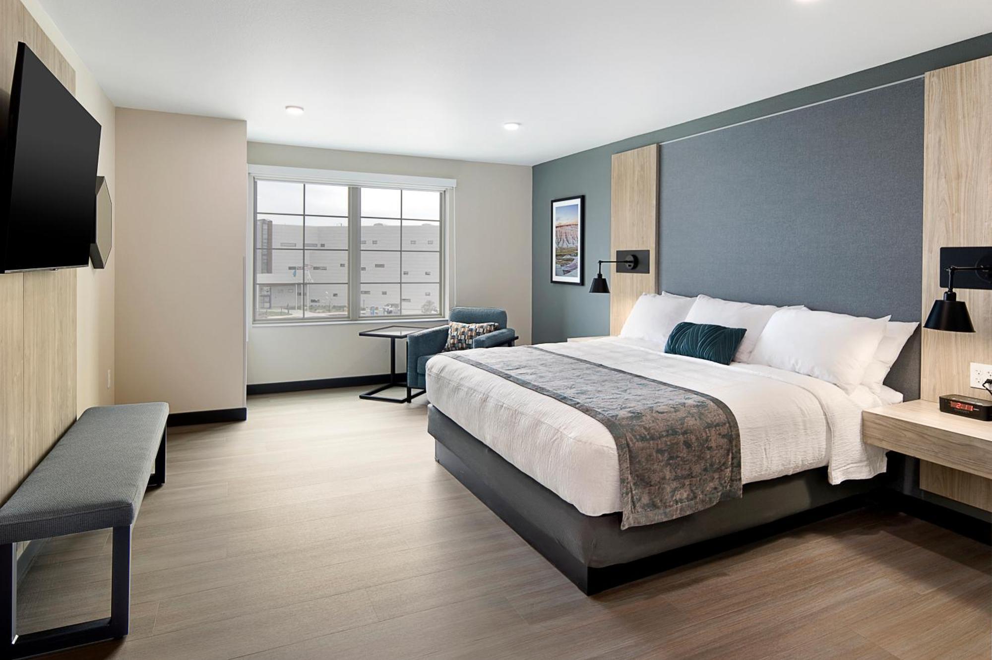 Standard King Room