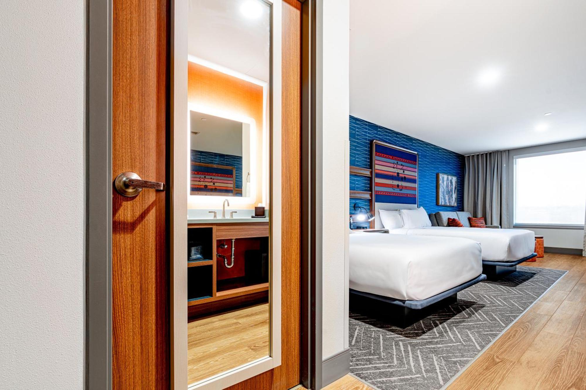 Double Room Pool View