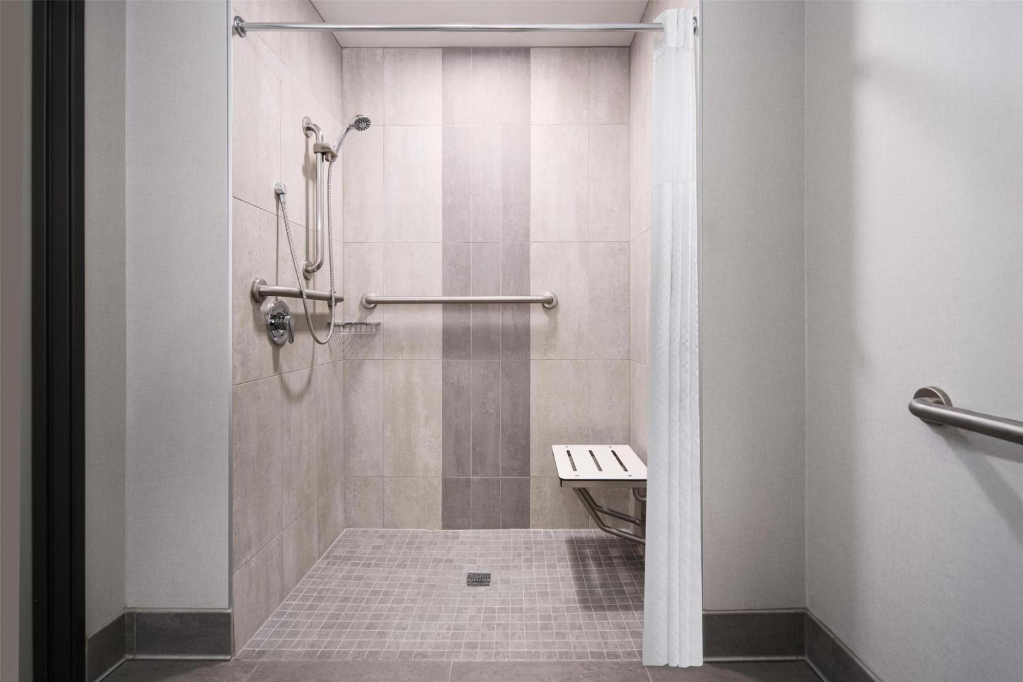 King Suite Sofa Bed Roll Shower Mobility Access