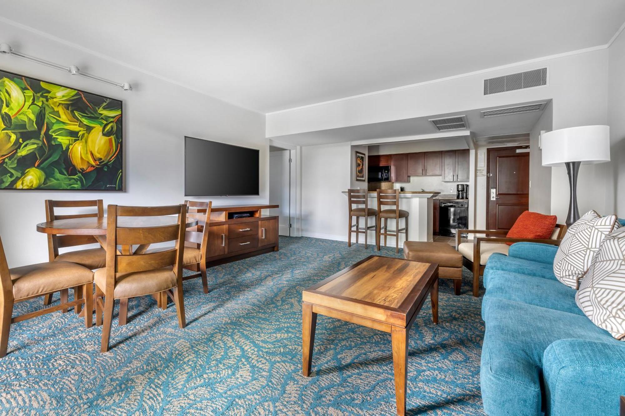 Two-Bedroom Suite Sofa Bed Ocean View Lagoon Tower