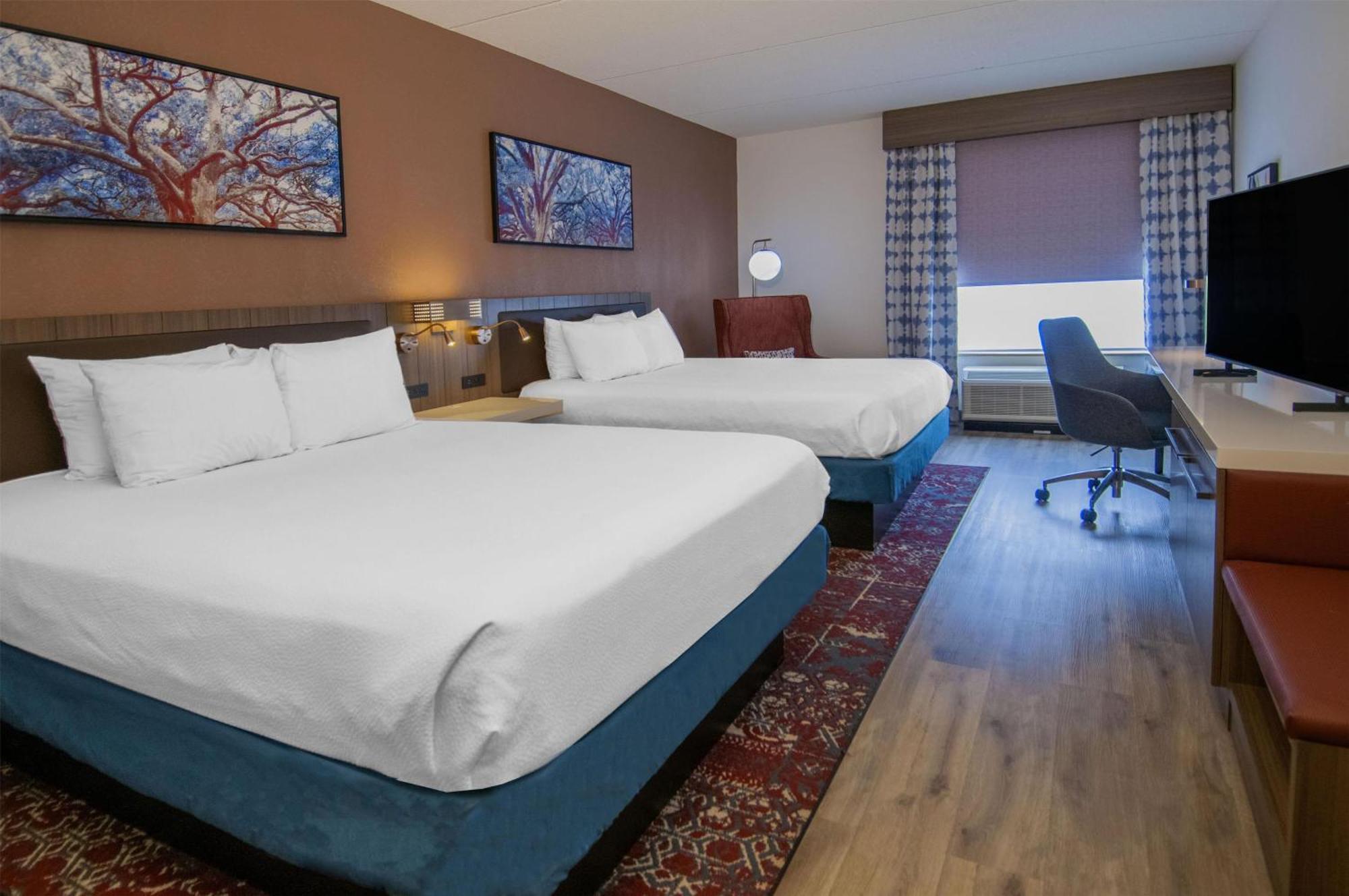 Queen Room Two Queen Beds