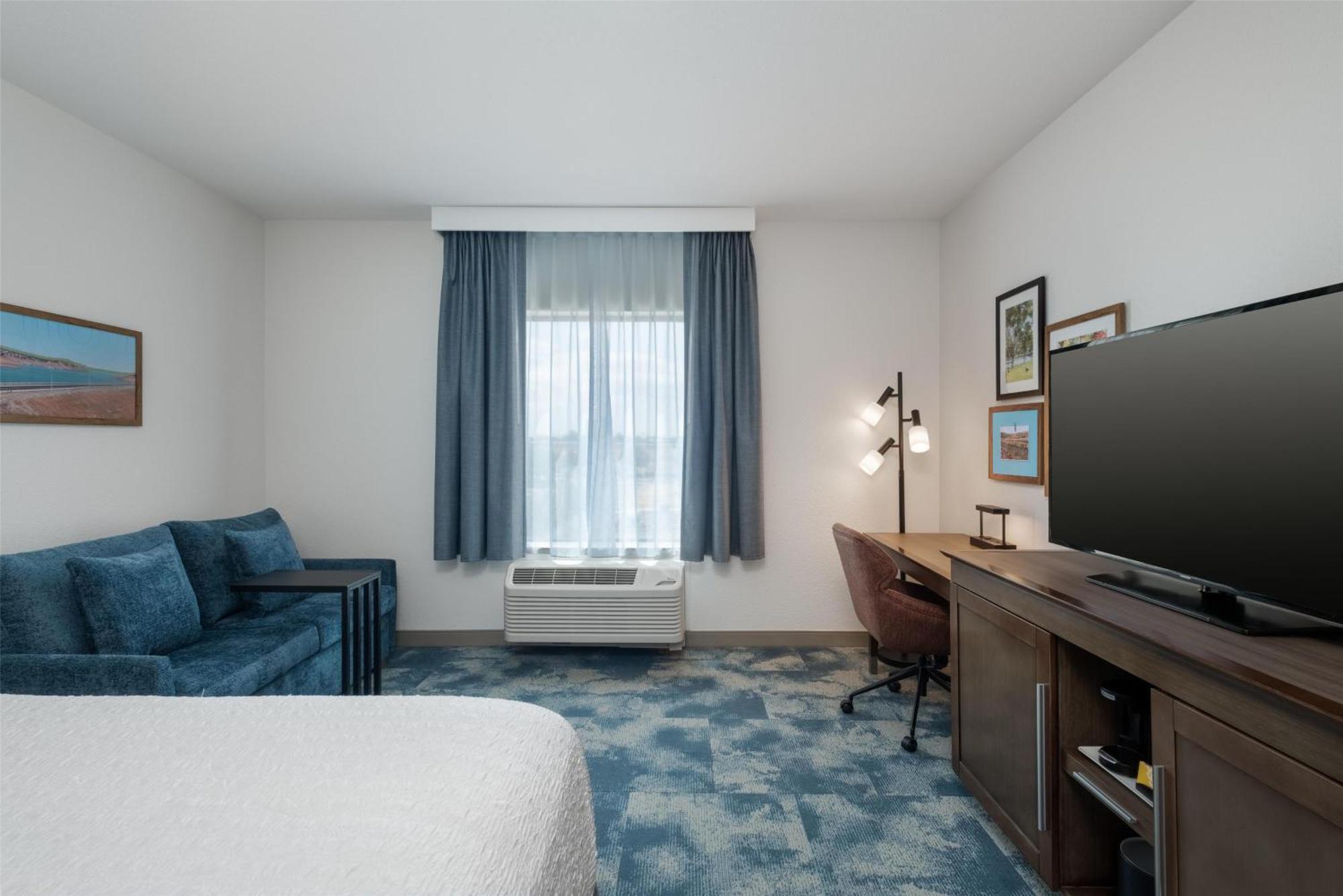 King Room - Non-Smoking