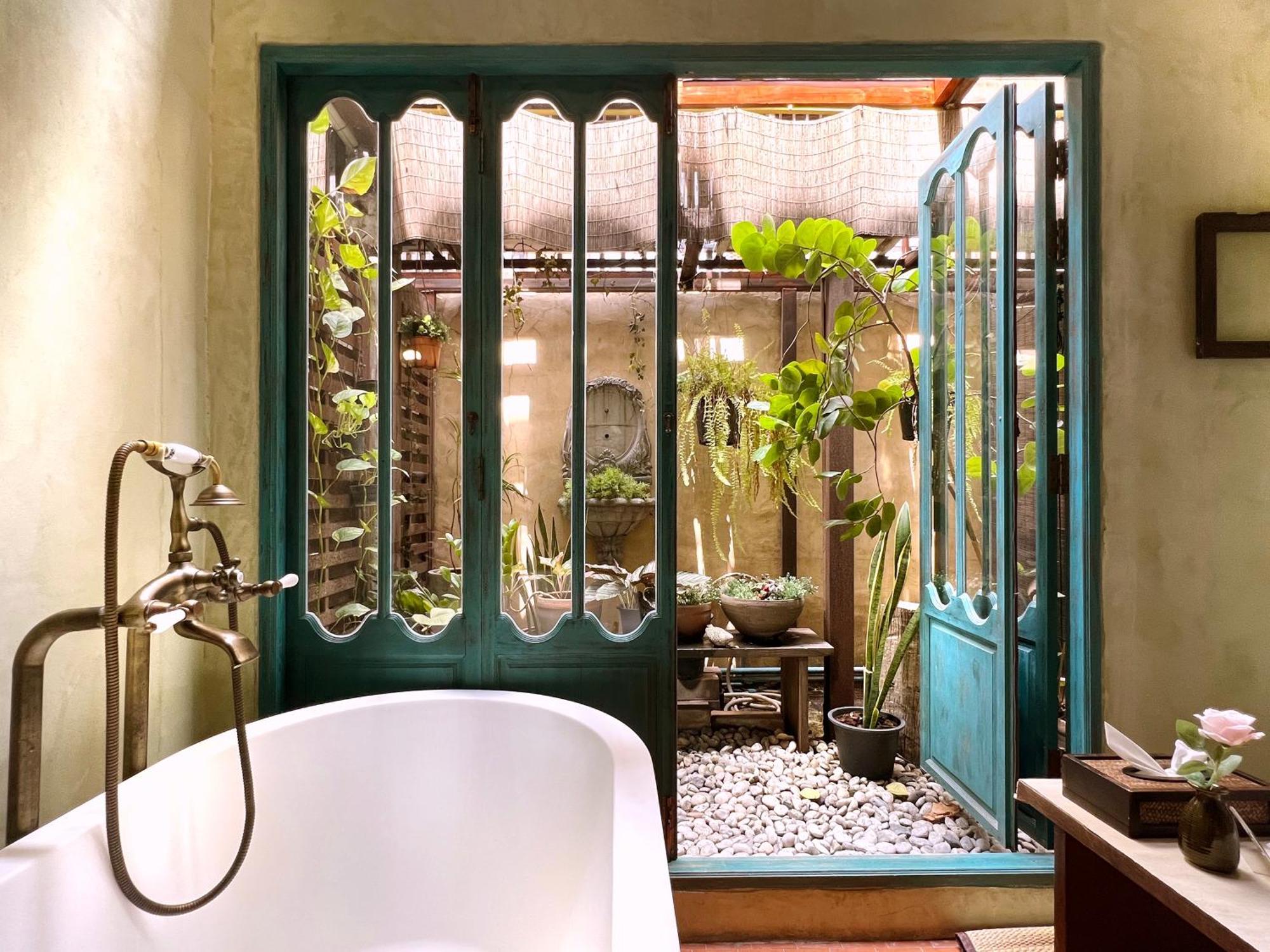 Suite with Garden Terrace