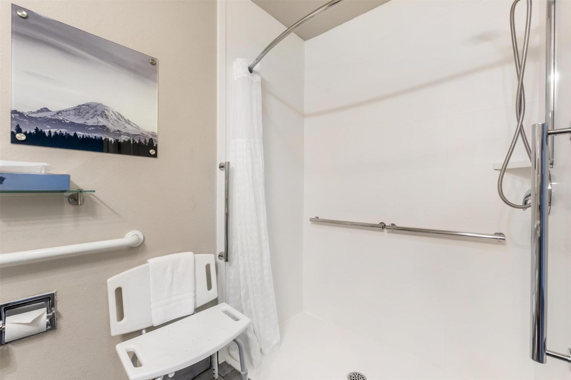 Queen Room Two Queen Beds Roll Shower Disability Access or Non-Smoking
