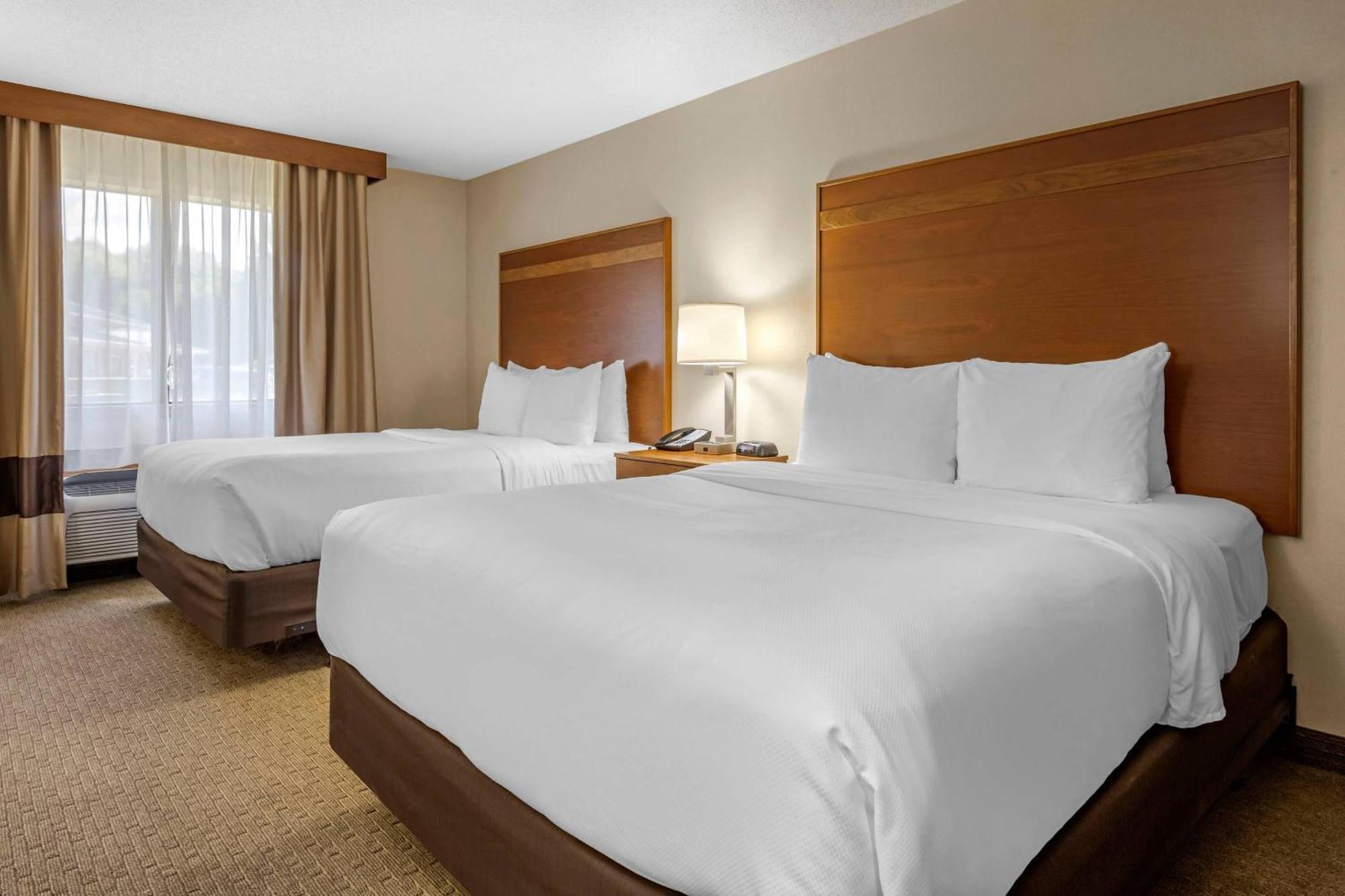 Queen Room Two Queen Beds Accessible Tub Accessible or Non-Smoking