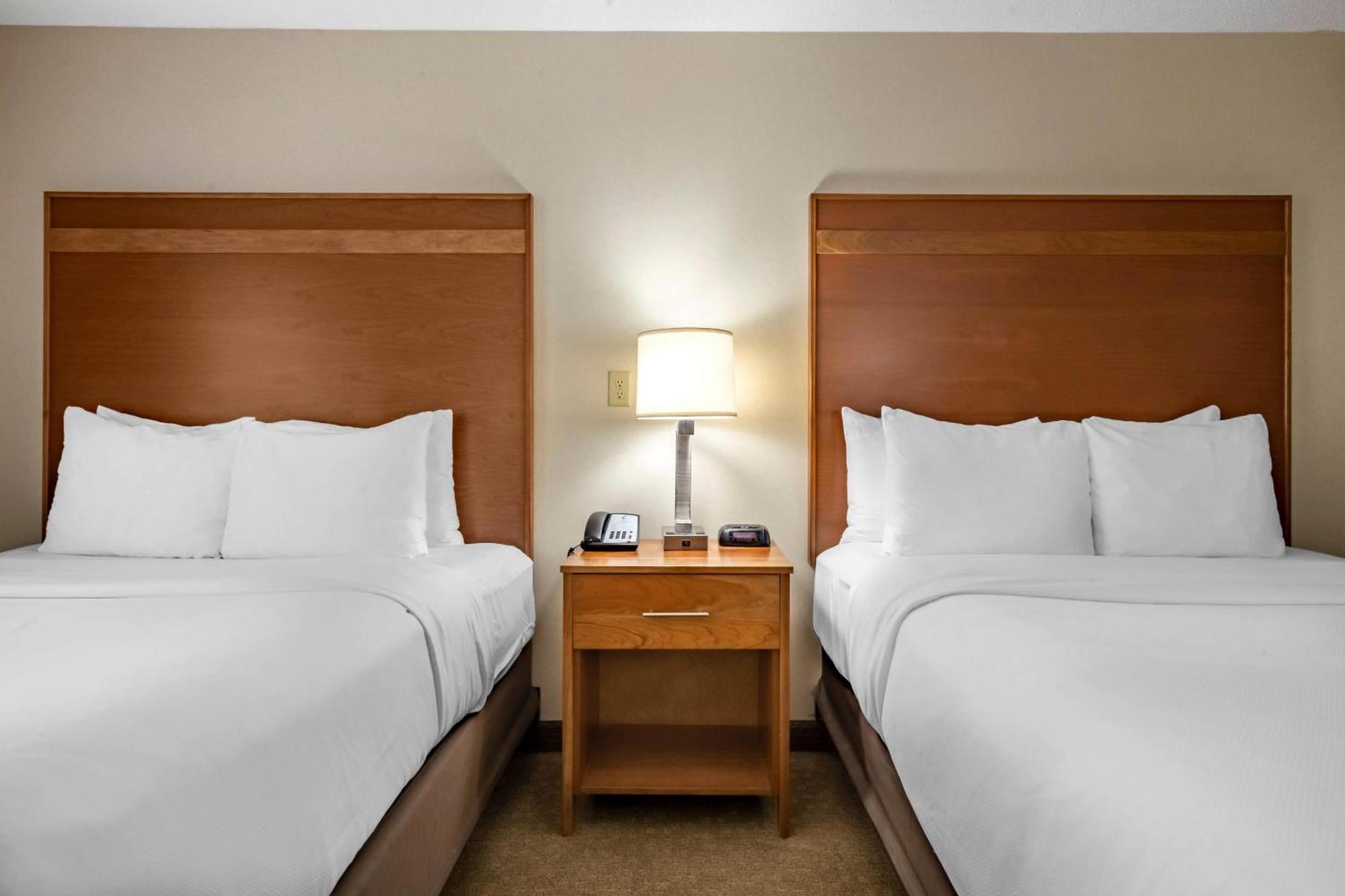 Queen Room Two Queen Beds Accessible Tub Accessible or Non-Smoking