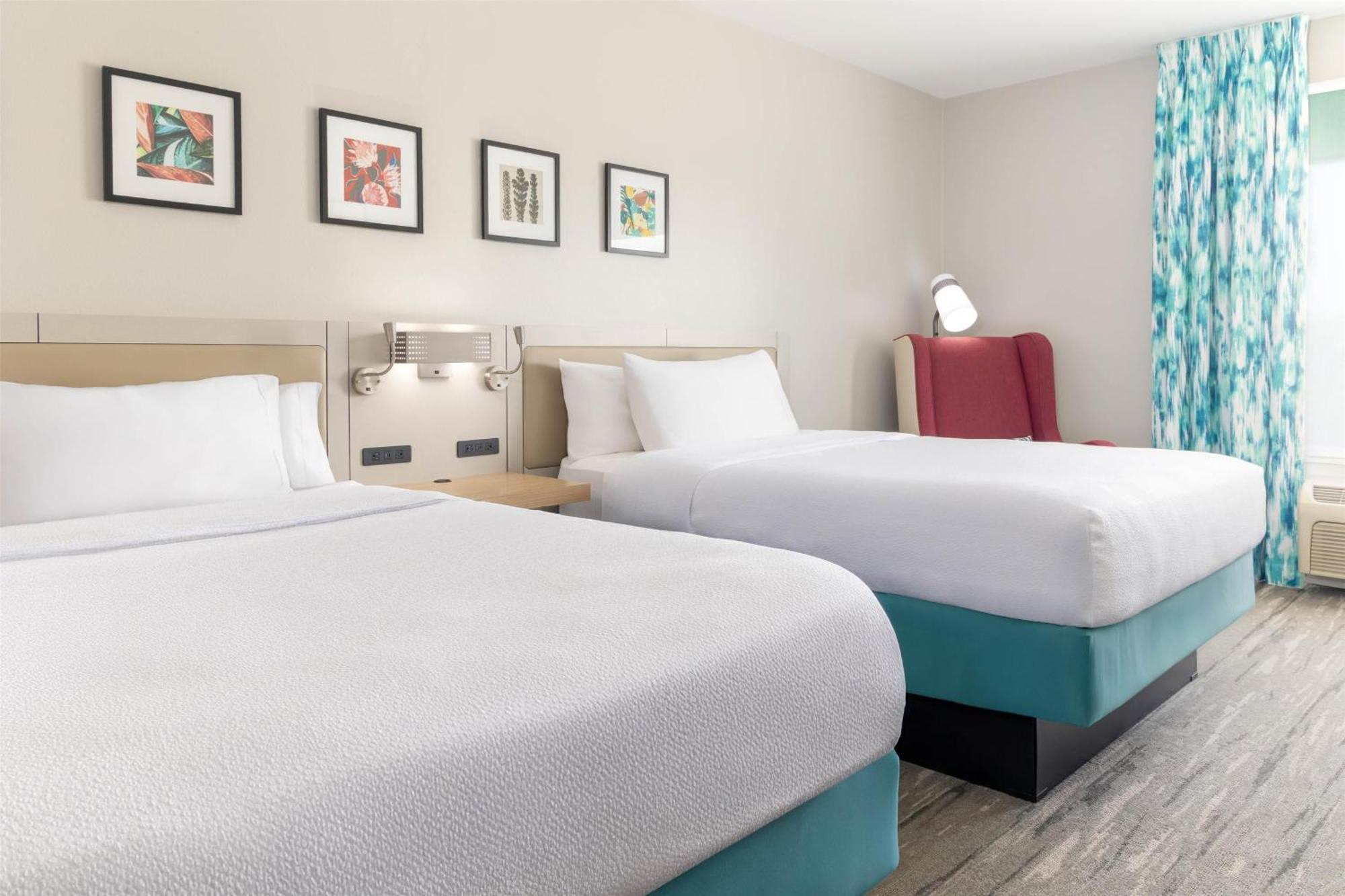 Queen Room Two Queen Beds