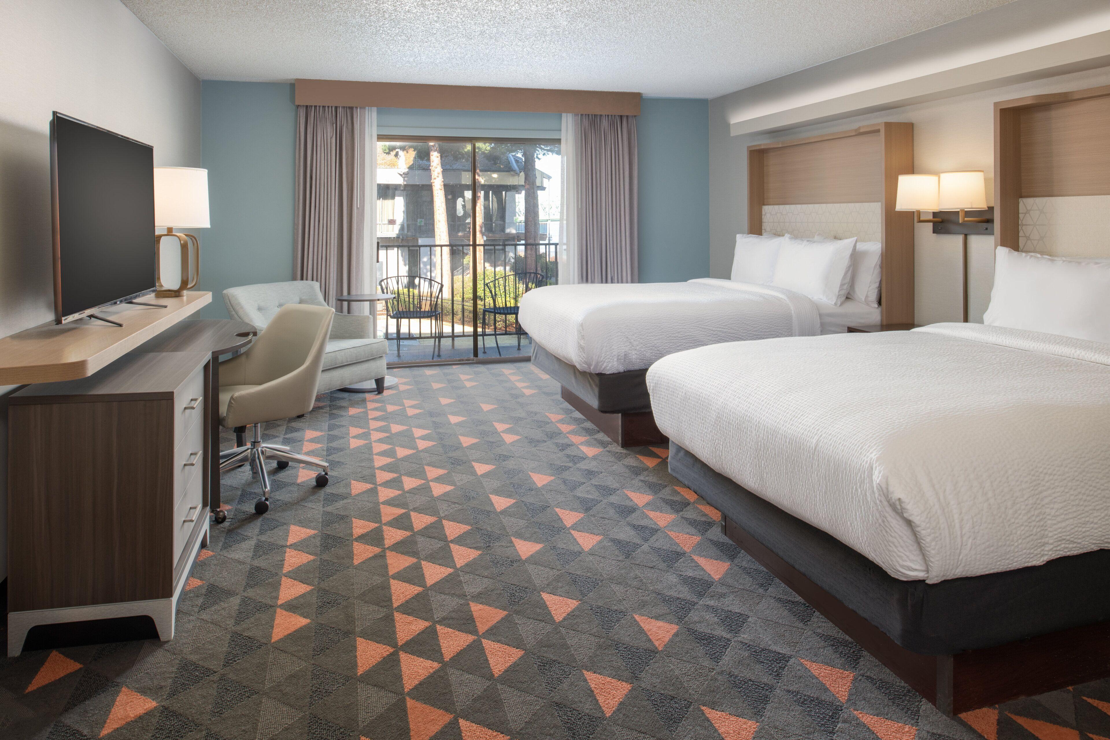 One-Bedroom Queen Suite