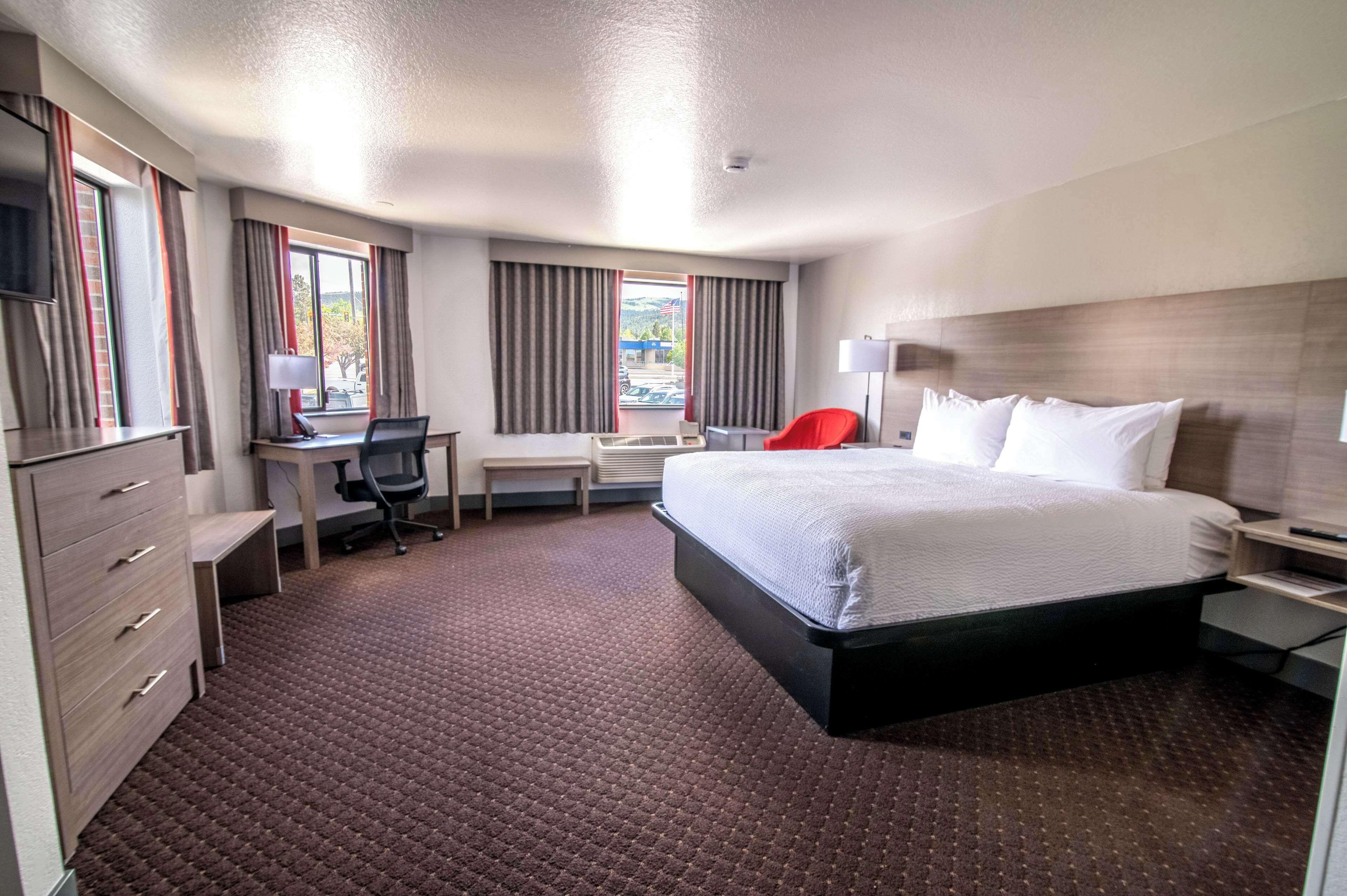 Family King Suite with Sofa Bed - Main Building/Non-Smoking