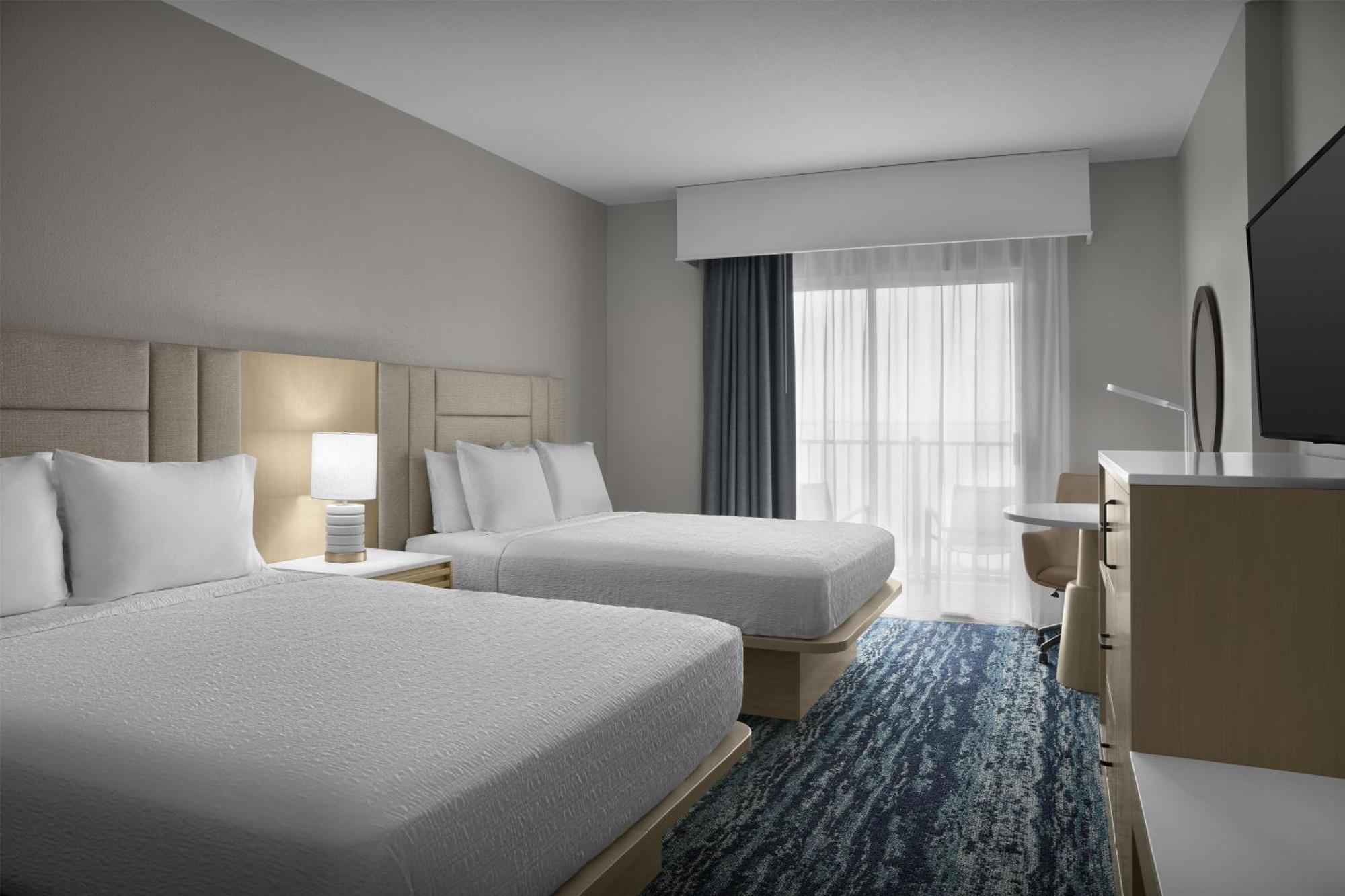 Queen Room with Two Queen Beds - Hearing Accessible