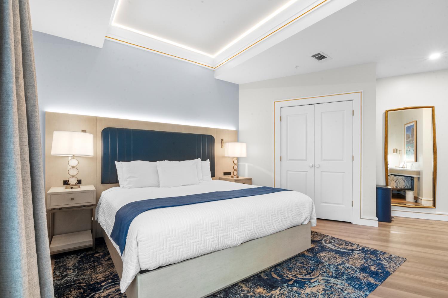Standard King Room