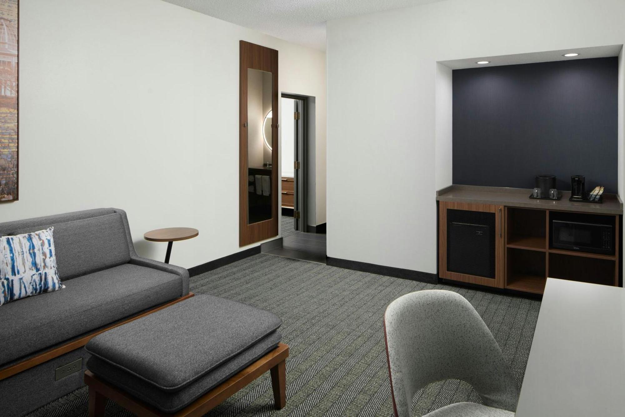 Suite Two Double Beds Sofa Bed
