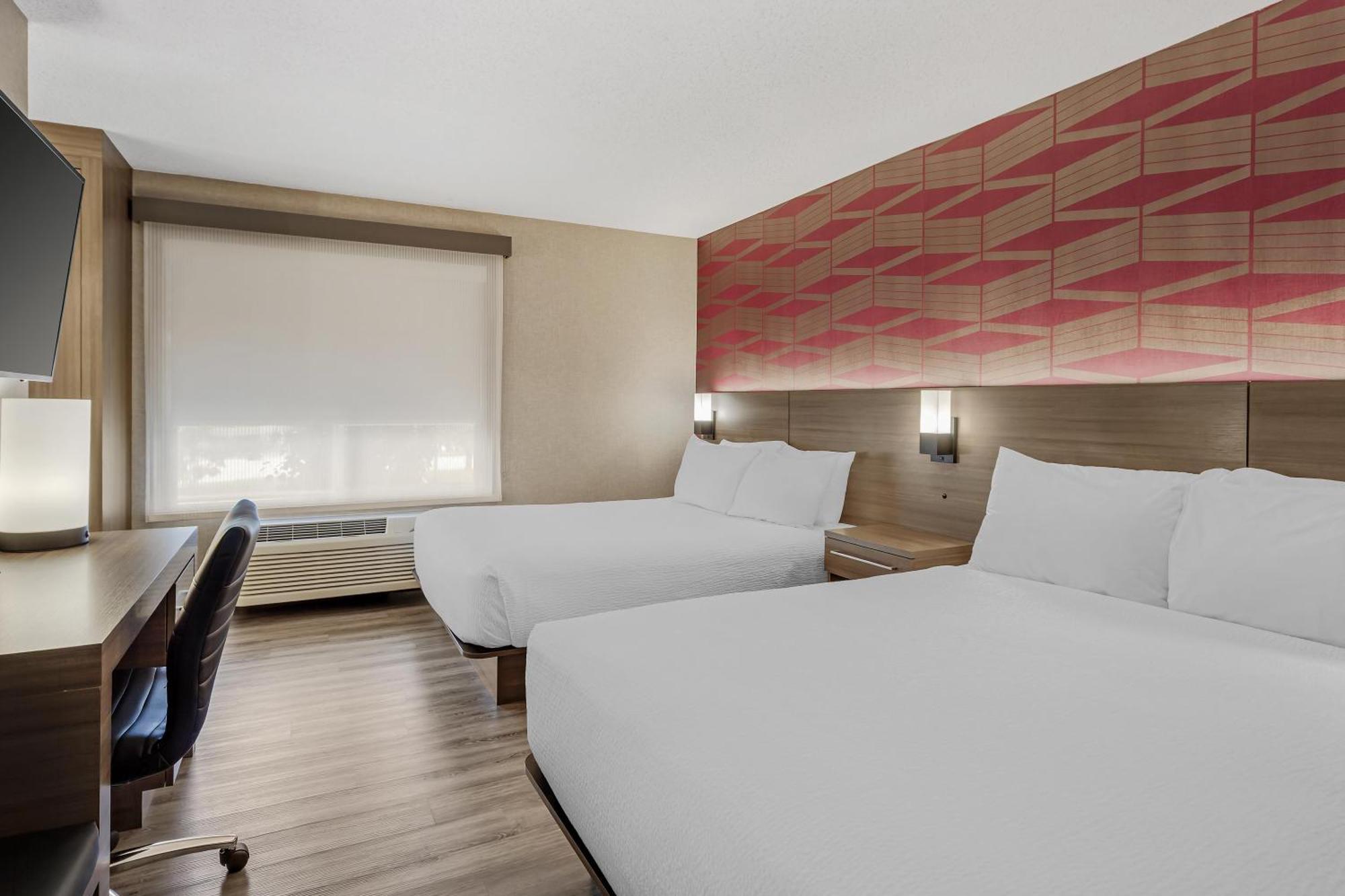 Queen Room with Two Queen Beds - Shower Only