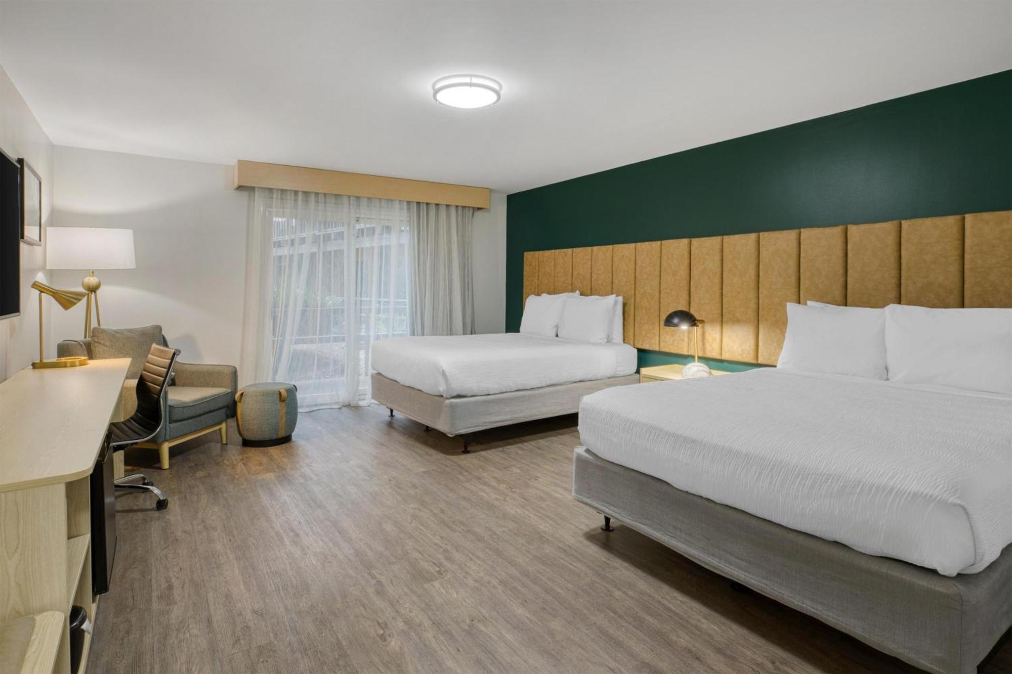 Queen Room Two Queen Beds Bath Tub Balcony View or Disability Access or Non-Smoking