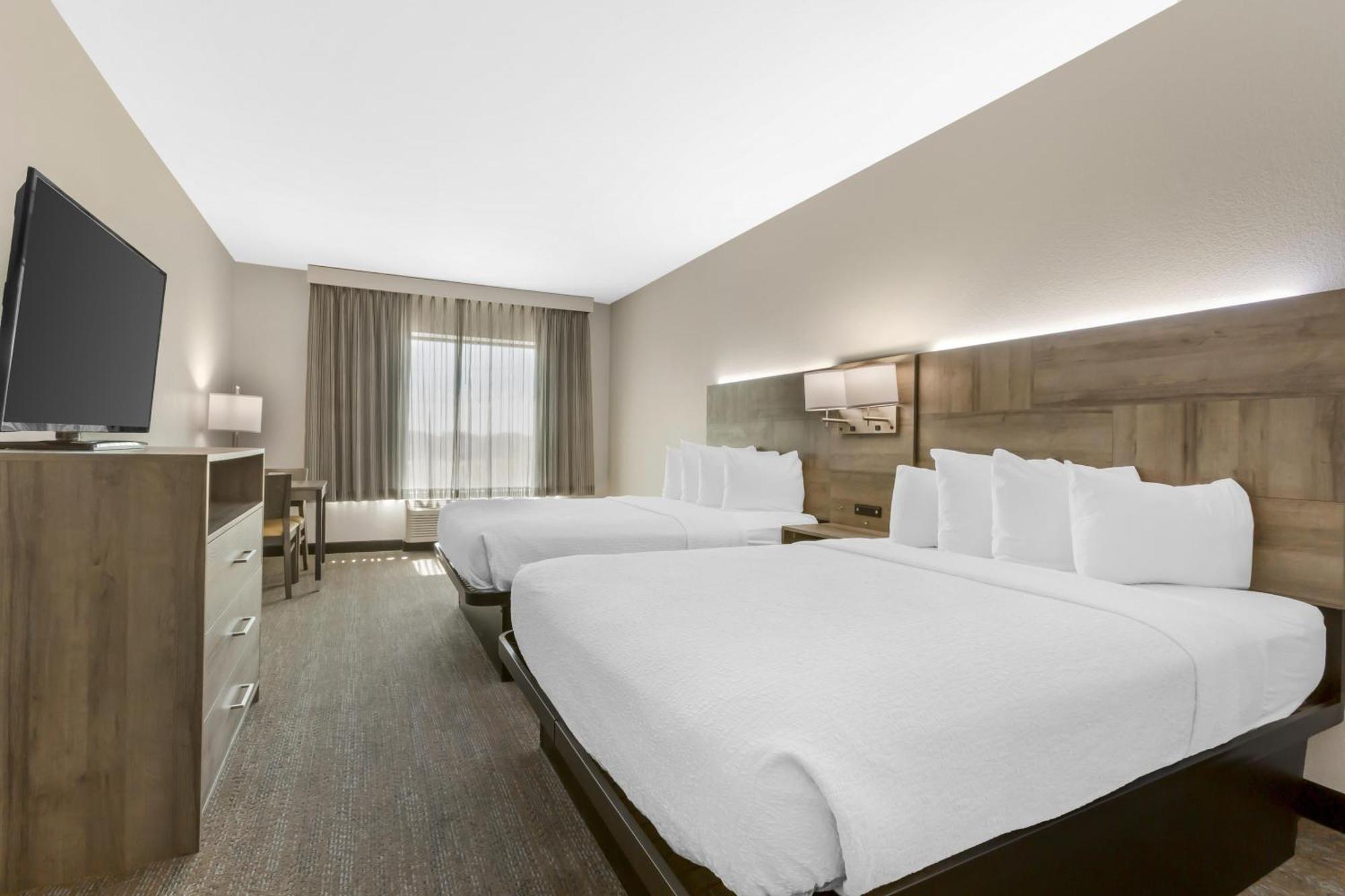 Queen Room Two Queen Beds Non-Smoking