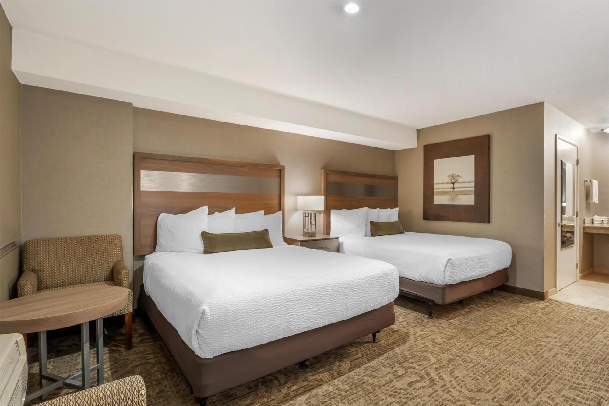 Double Room with Two Double Beds - Non-Smoking
