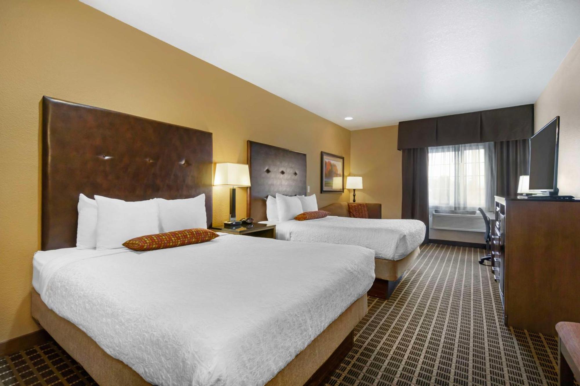 Mini Suite Two Queen Beds Non-Smoking