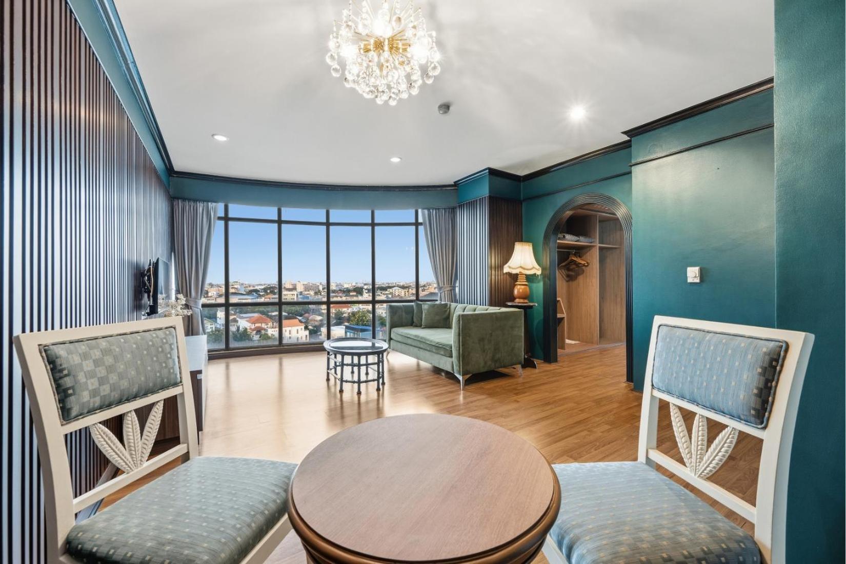 Signature Premier Suite