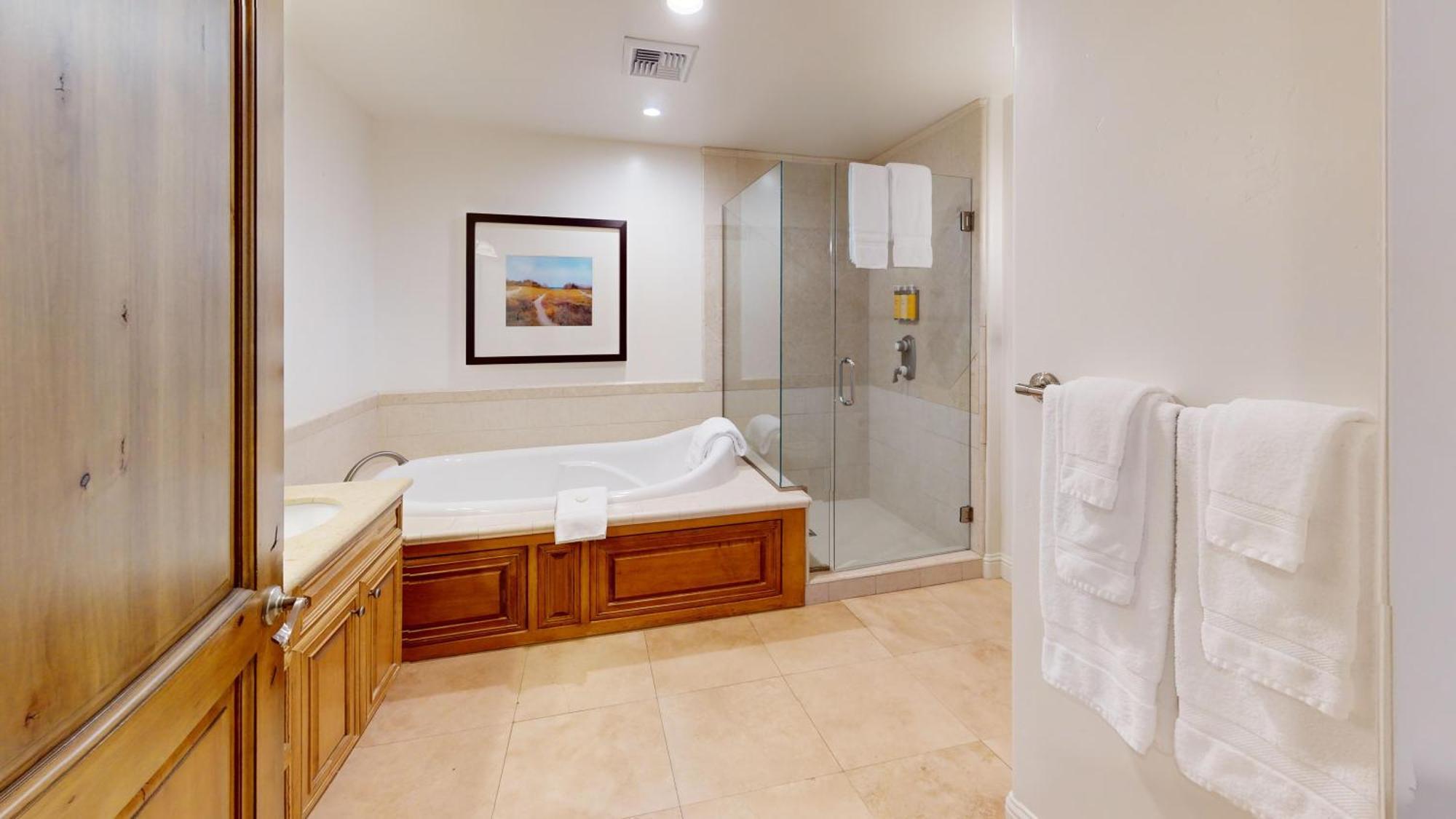 Two-Bedroom Suite Ocean View