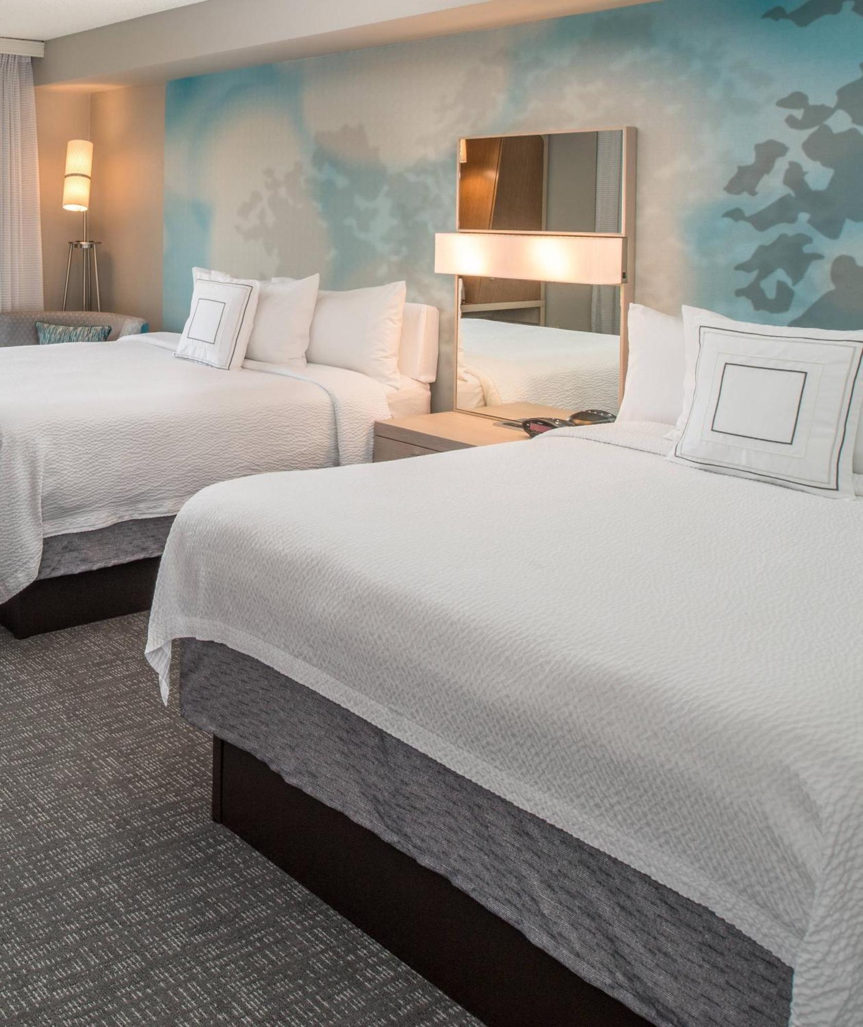 Queen Room Two Queen Beds