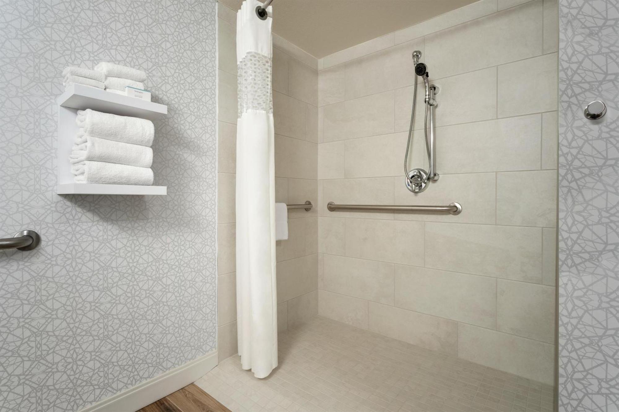 King Room Roll Shower Mobility Hearing Access or Non-Smoking