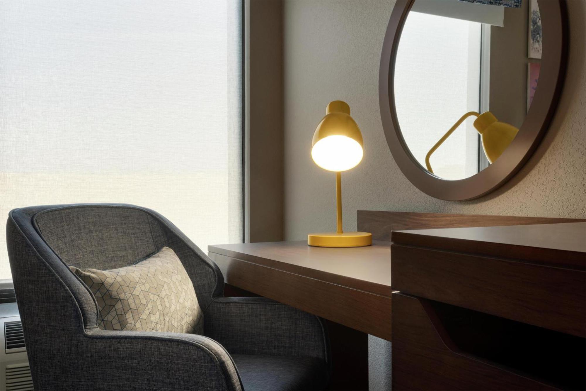 King Room Accessible Tub Mobility Hearing Access or Non-Smoking