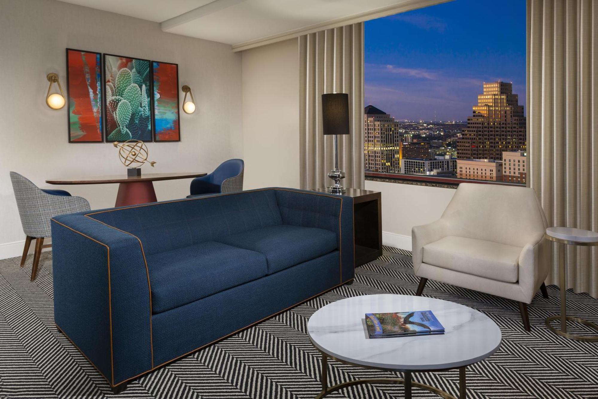 One-Bedroom King Suite