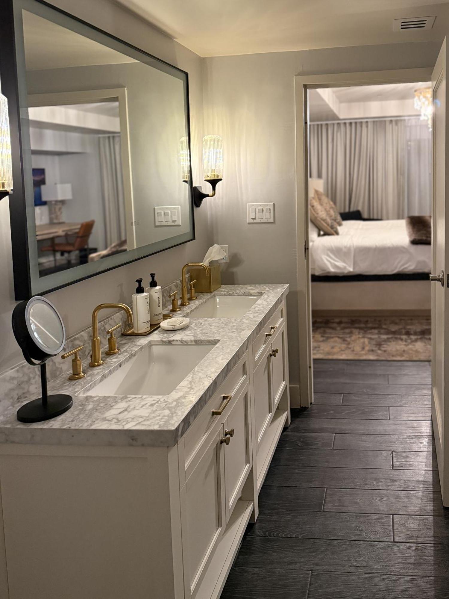 One-Bedroom Suite Balcony Courtyard View