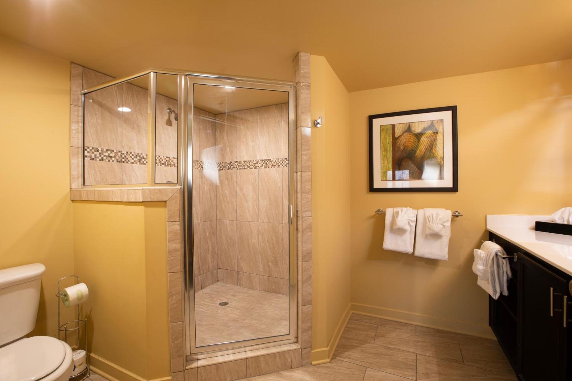 Deluxe Family Suite
