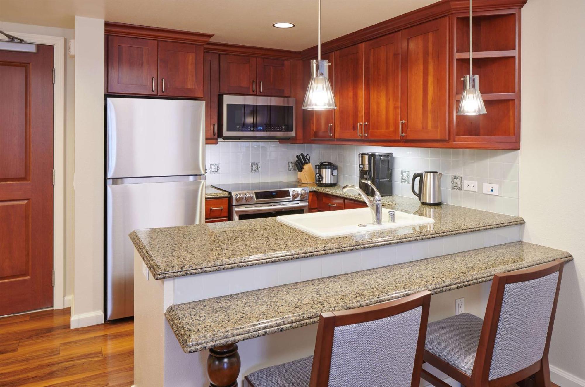 One-Bedroom King Suite Ocean View