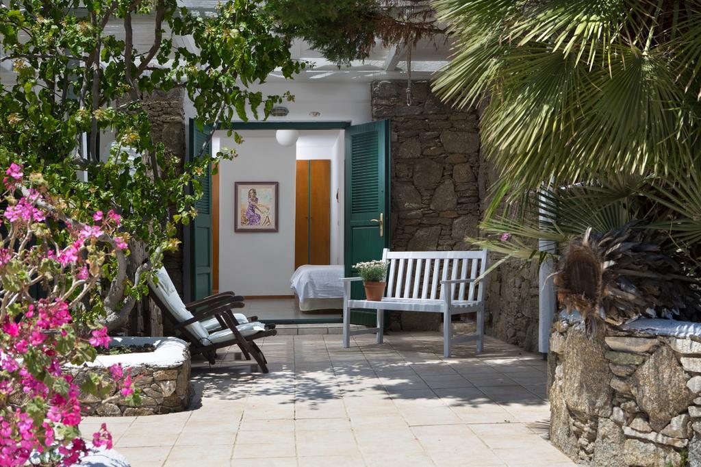 Classic Double Room with Island View